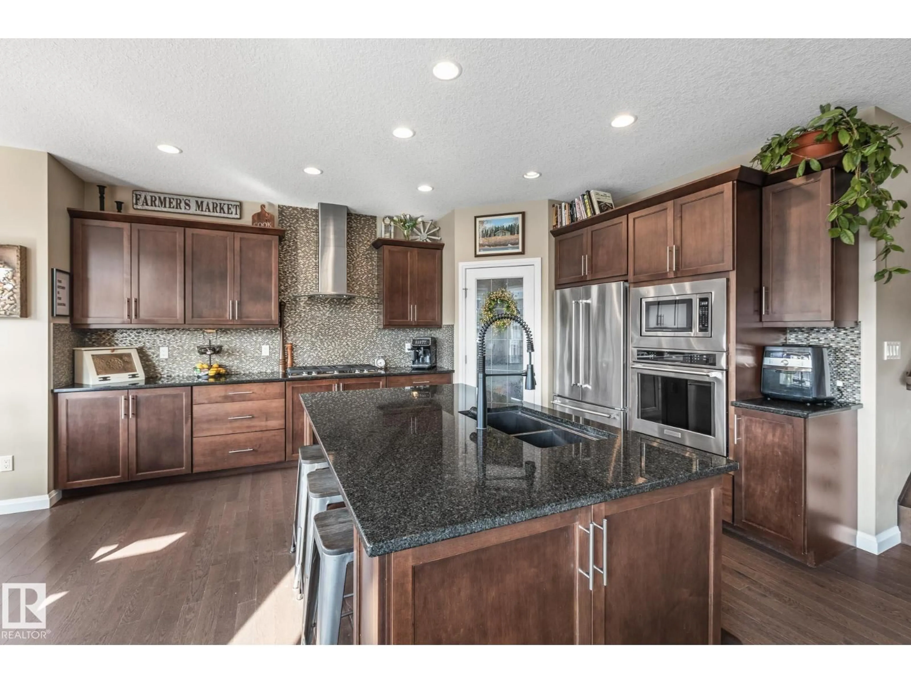 Open concept kitchen, ceramic/tile floor for 100 SHEPPARD WY, Leduc Alberta T9E0T4