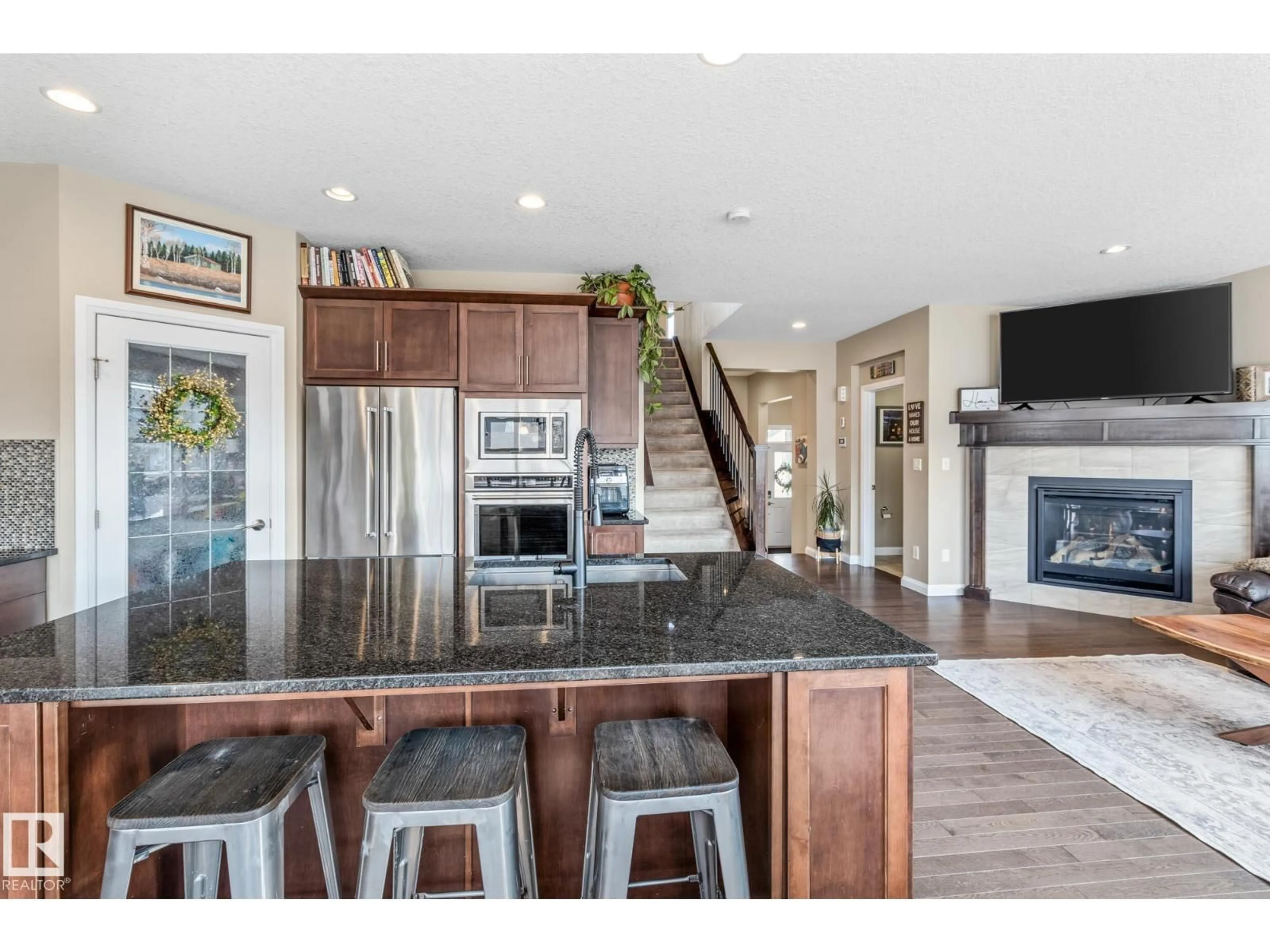 Open concept kitchen, ceramic/tile floor for 100 SHEPPARD WY, Leduc Alberta T9E0T4