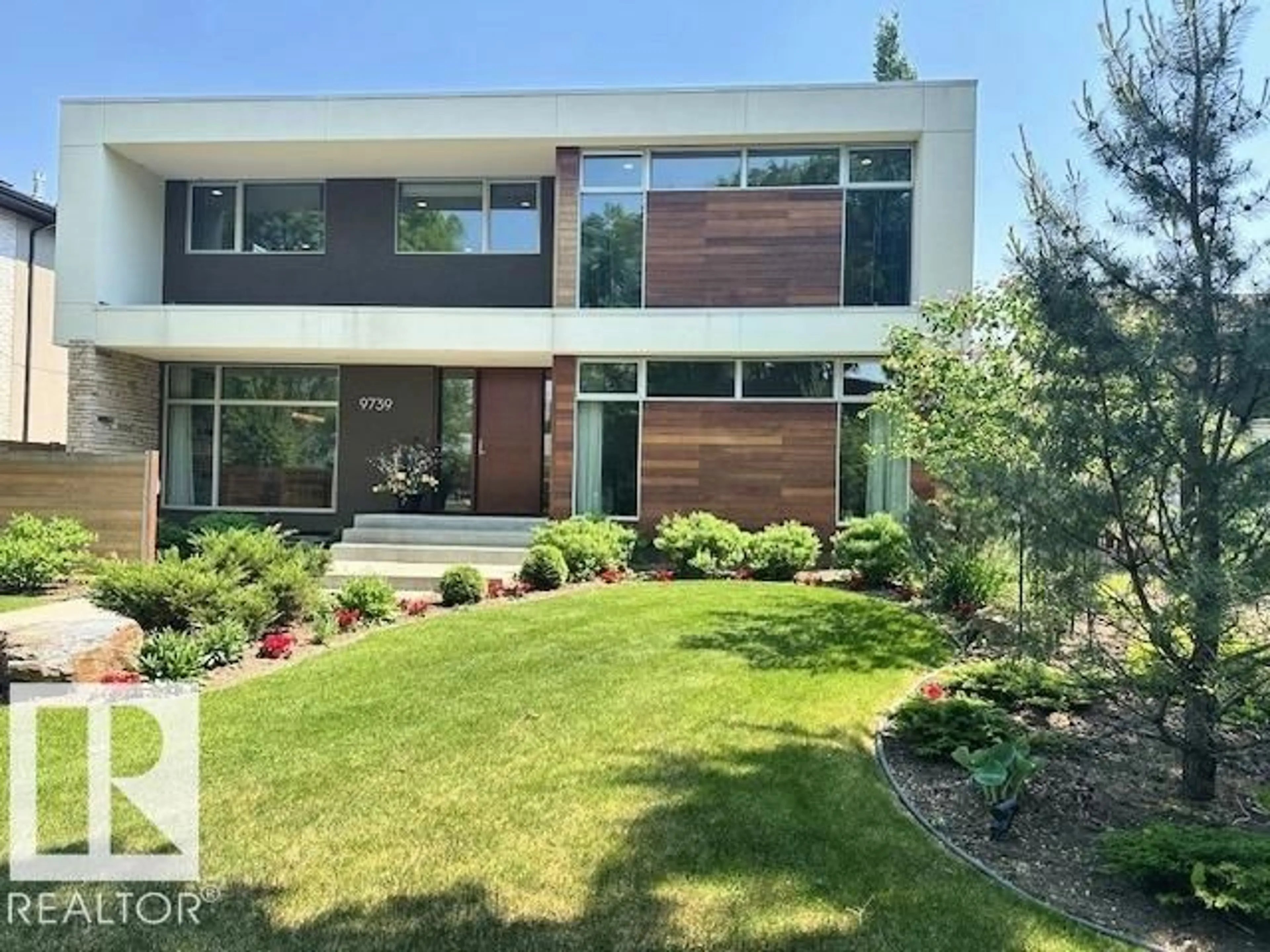 Unknown for 9739 145 ST, Edmonton Alberta T5N2X1