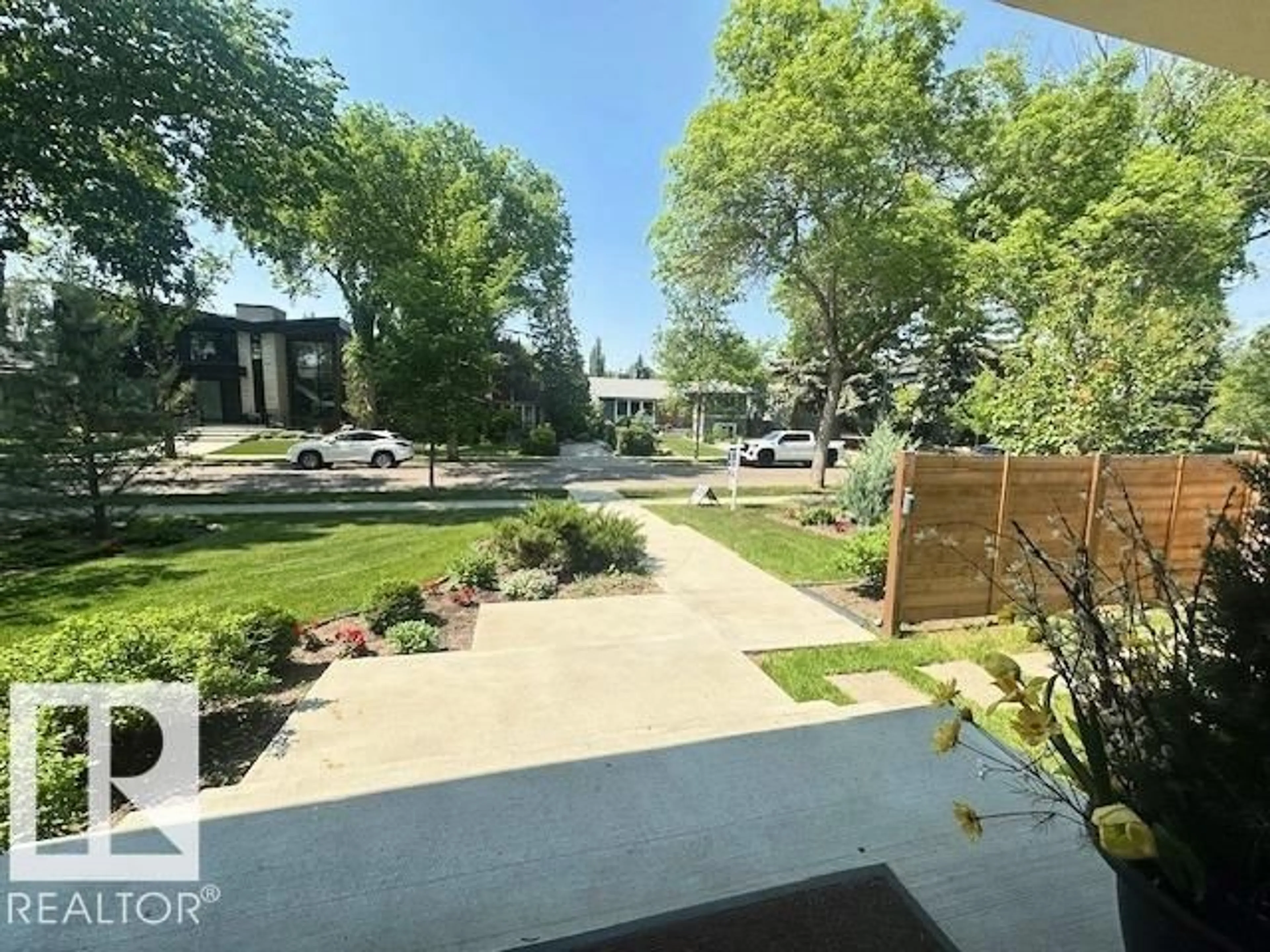 A pic from outside/outdoor area/front of a property/back of a property/a pic from drone, unknown for 9739 145 ST, Edmonton Alberta T5N2X1