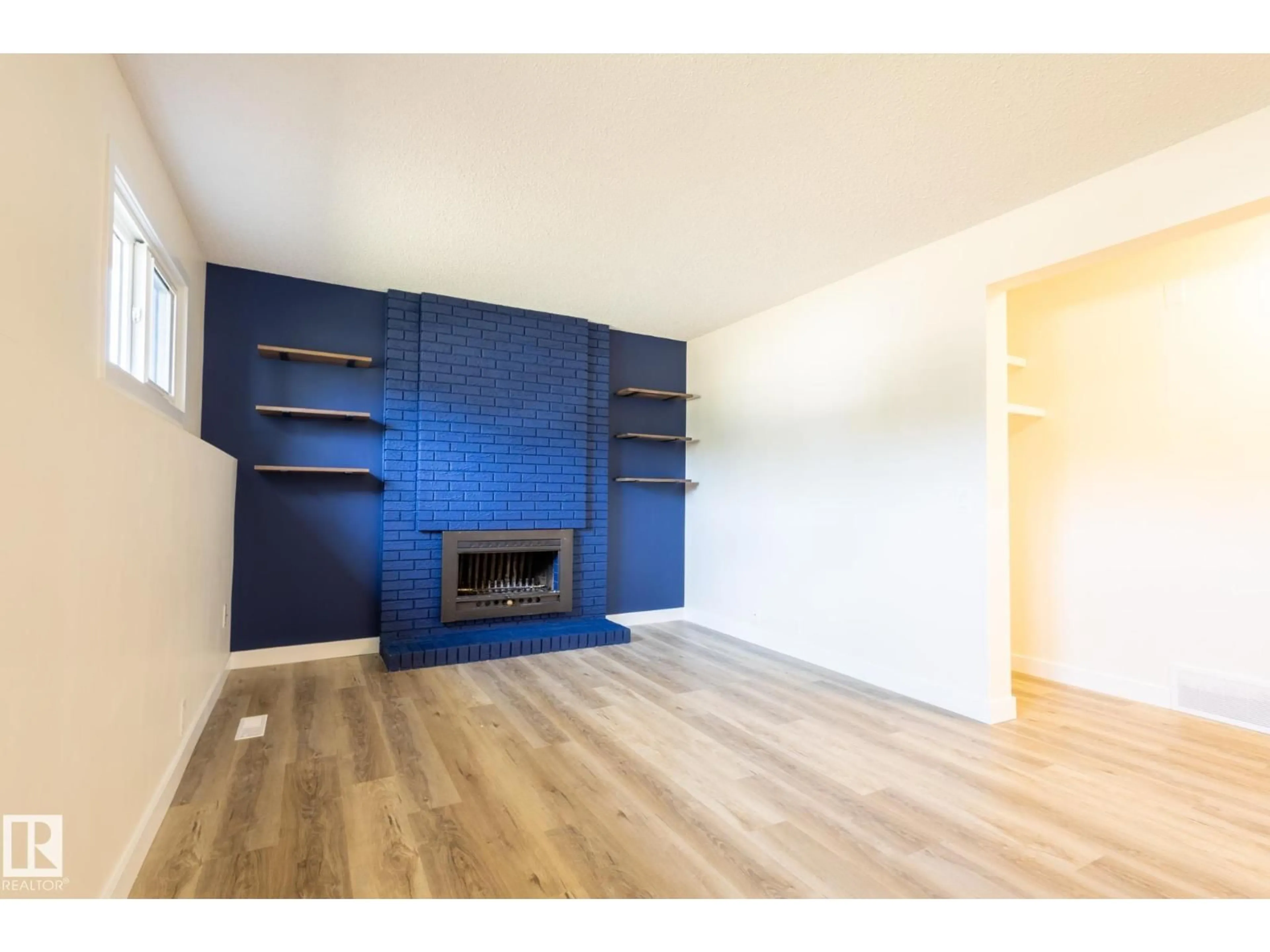 A pic of a room for NW - 3109 110A ST, Edmonton Alberta T6J3E9