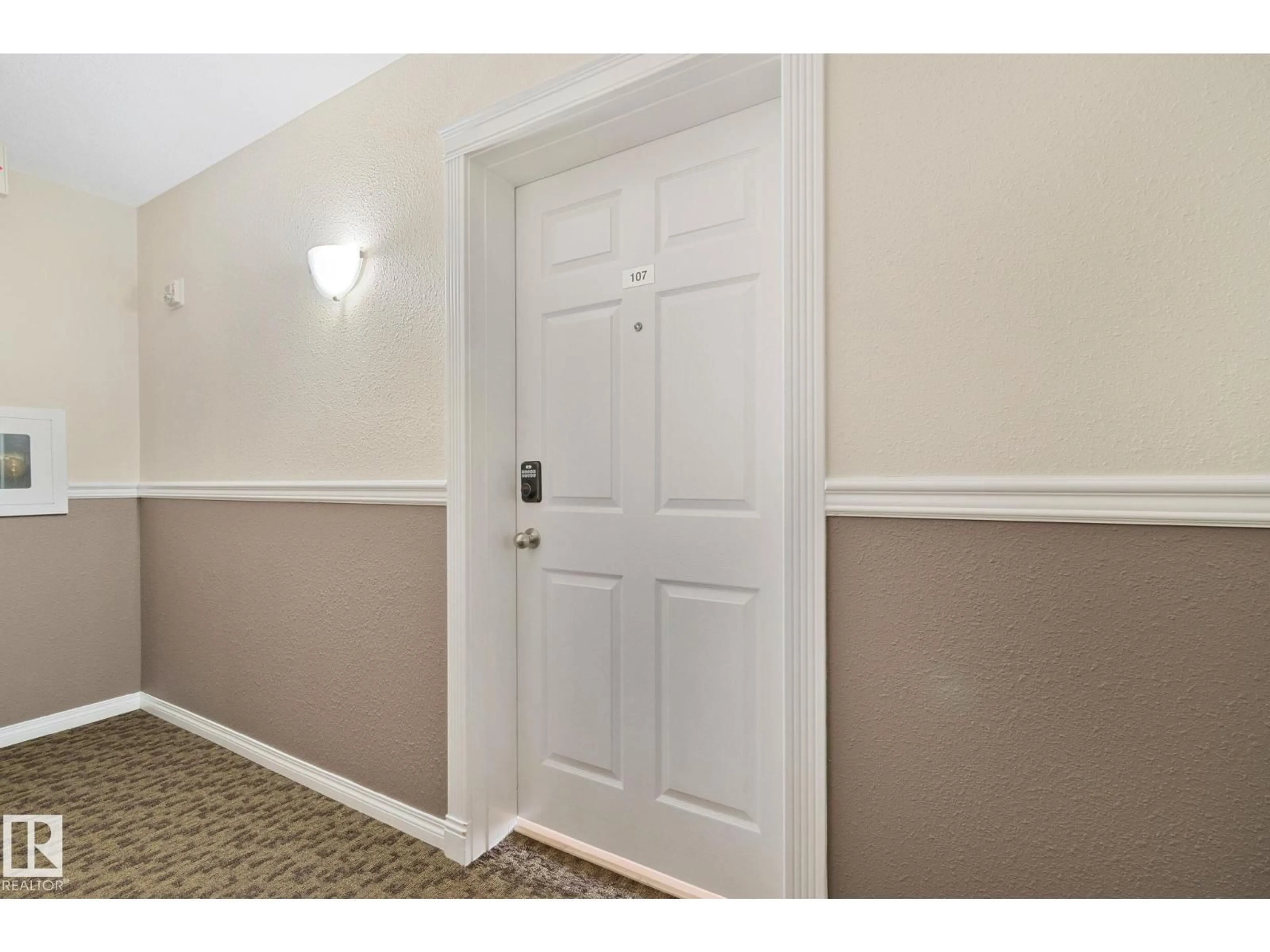 Indoor entryway for #107 - 4309 33 ST, Stony Plain Alberta T7Z0C4