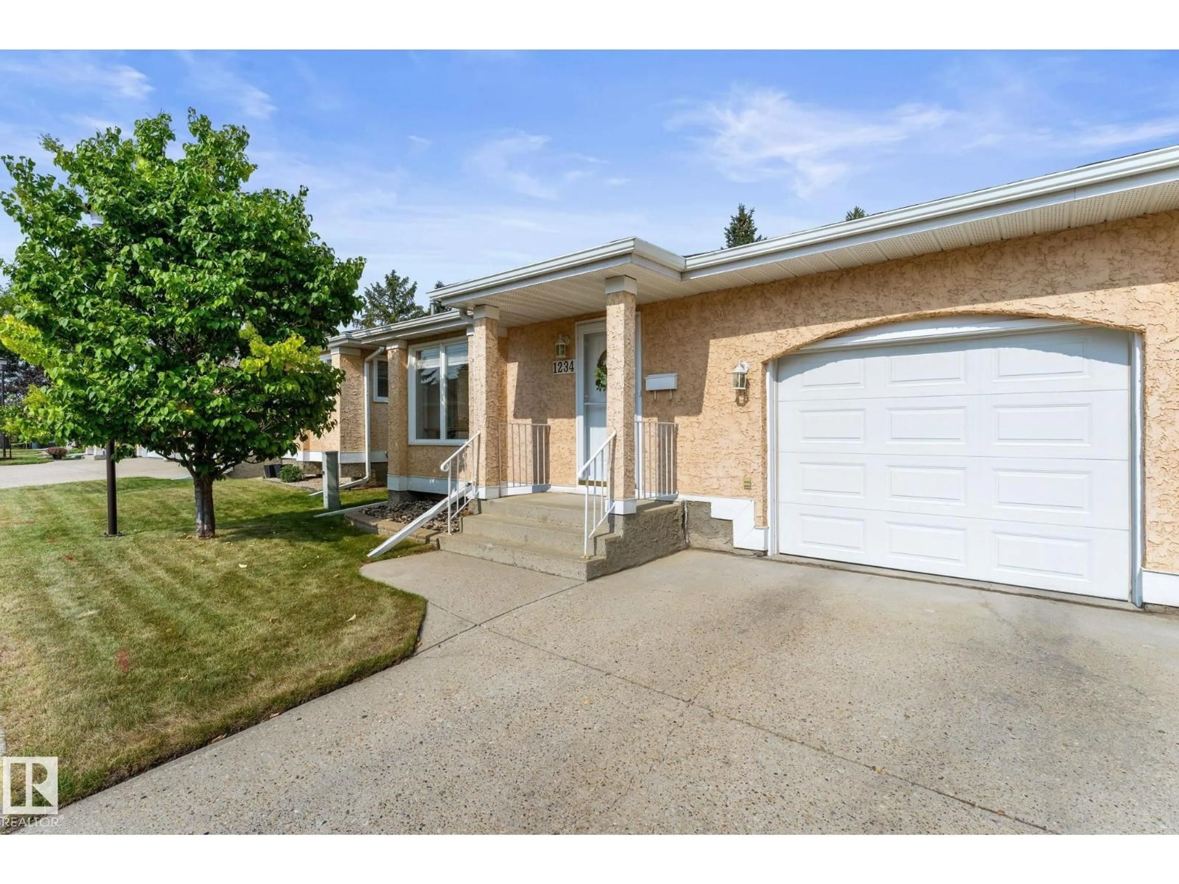 Unknown for 1234 105 ST, Edmonton Alberta T6J6J9