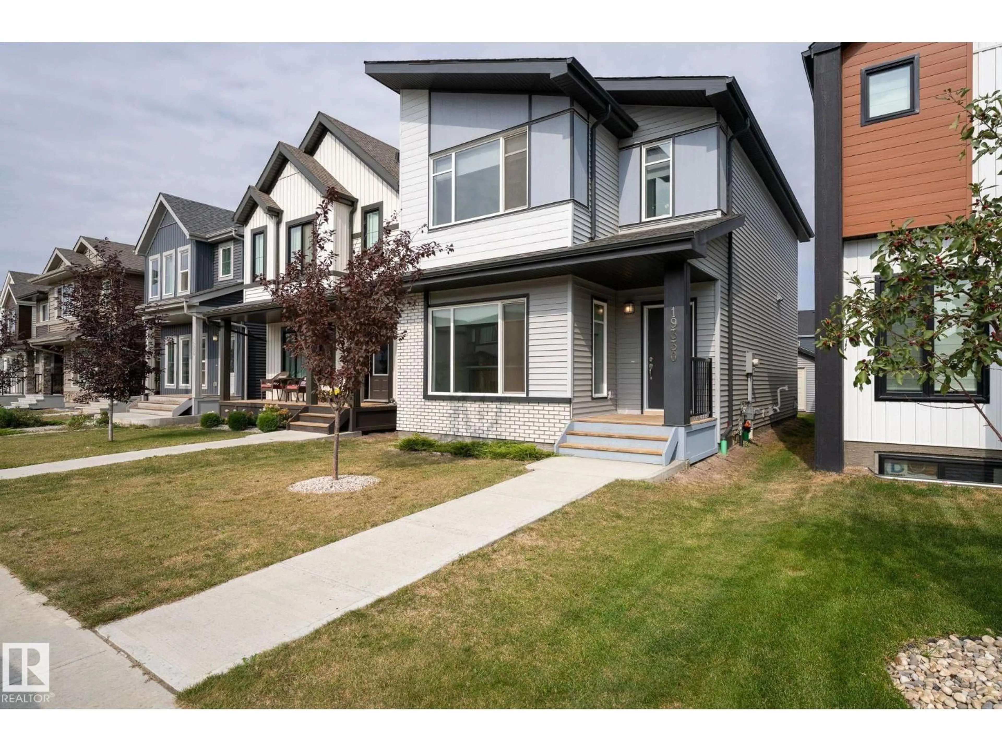 Unknown for 19330 26A AV, Edmonton Alberta T6M1L2