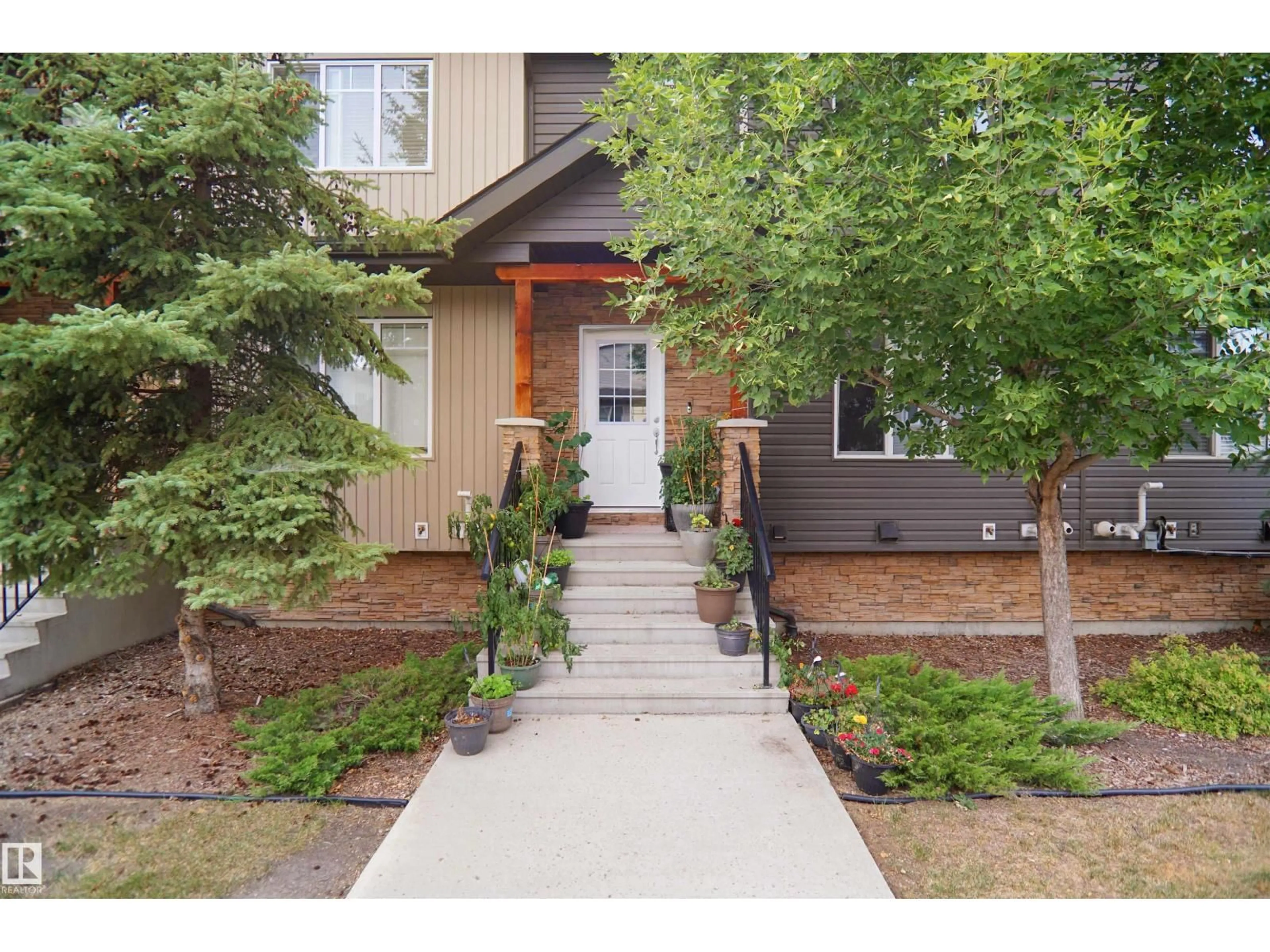 Unknown for #13 - 9515 160 AV, Edmonton Alberta T5Z0M4