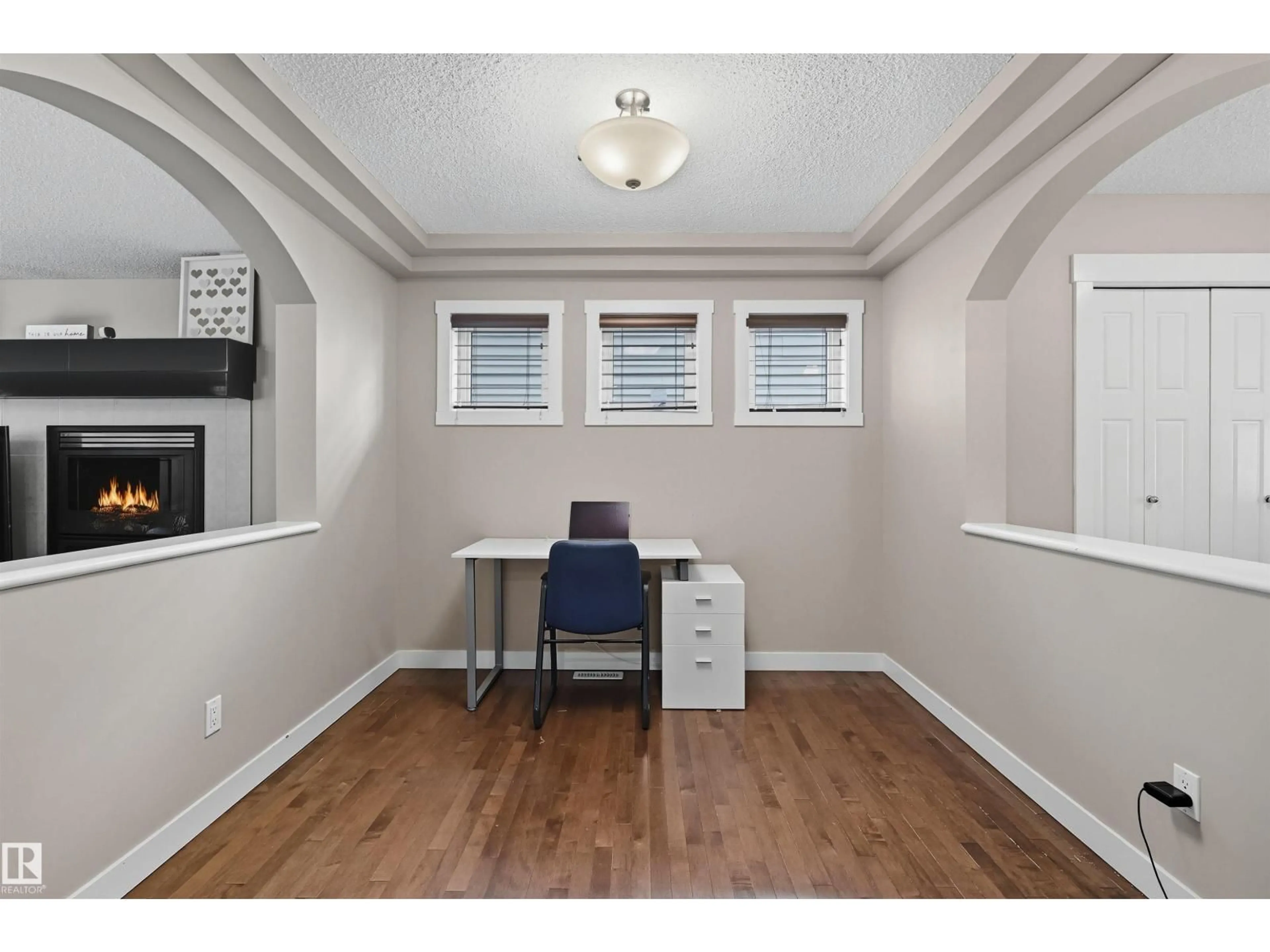 A pic of a room for 2608 ANDERSON CR, Edmonton Alberta T6W0K9