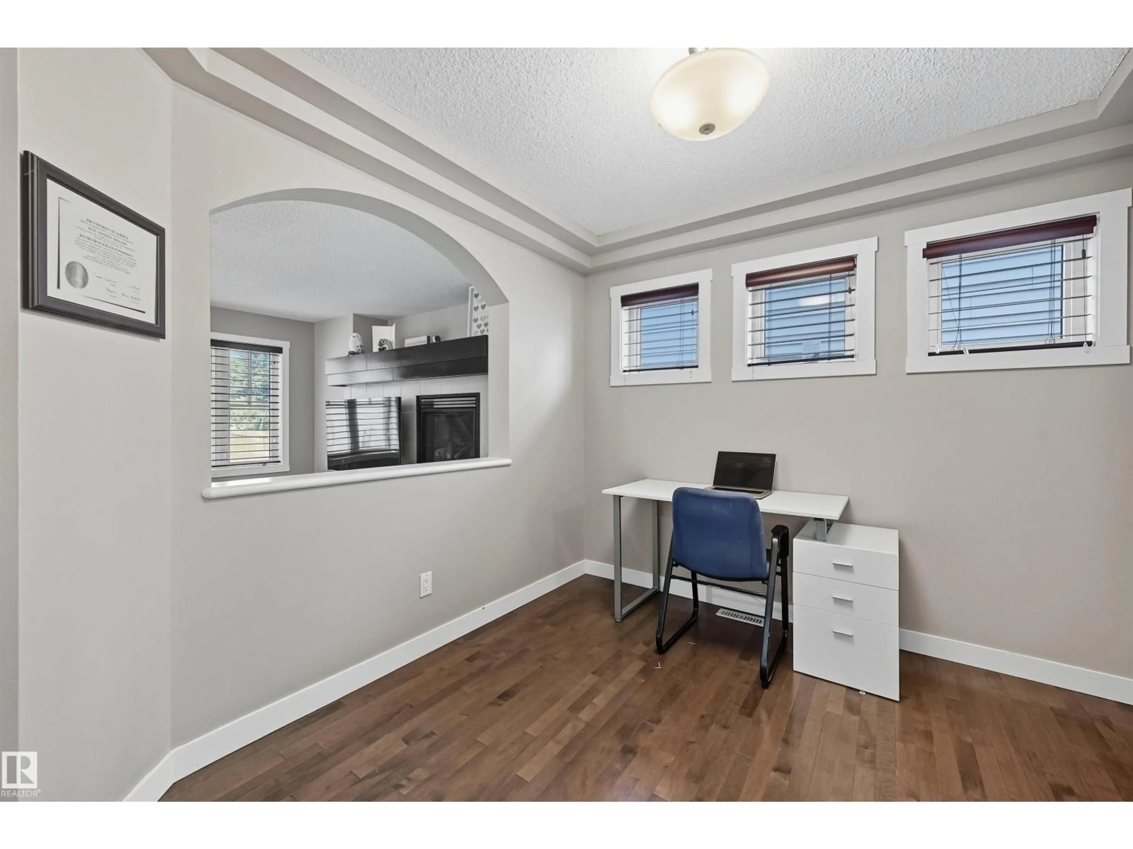 A pic of a room for 2608 ANDERSON CR, Edmonton Alberta T6W0K9