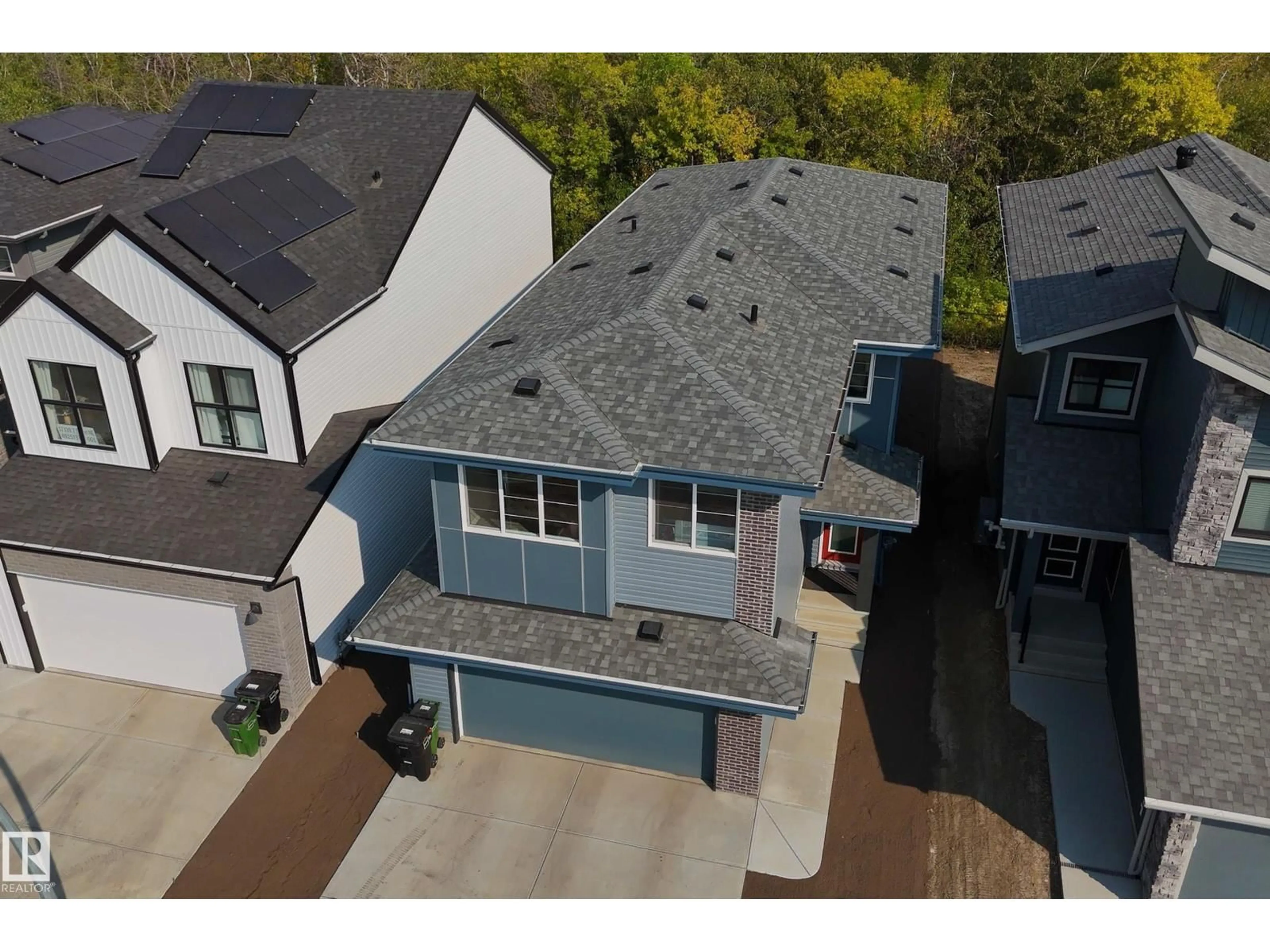 A pic from outside/outdoor area/front of a property/back of a property/a pic from drone, street for NE - 17335 7 ST, Edmonton Alberta T5Y4E7
