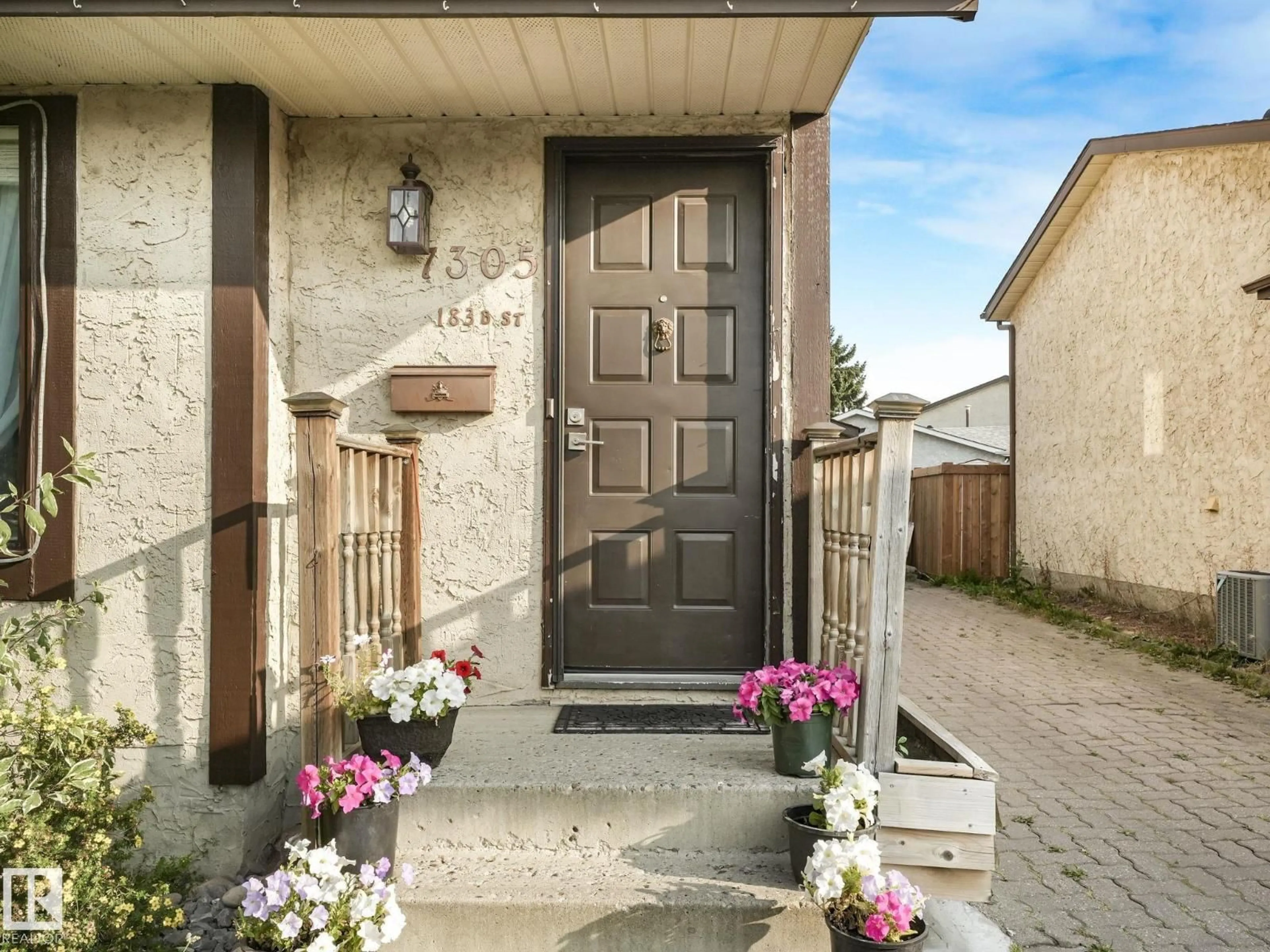 Indoor entryway for NW - 7305 183B ST, Edmonton Alberta T5T3Y8