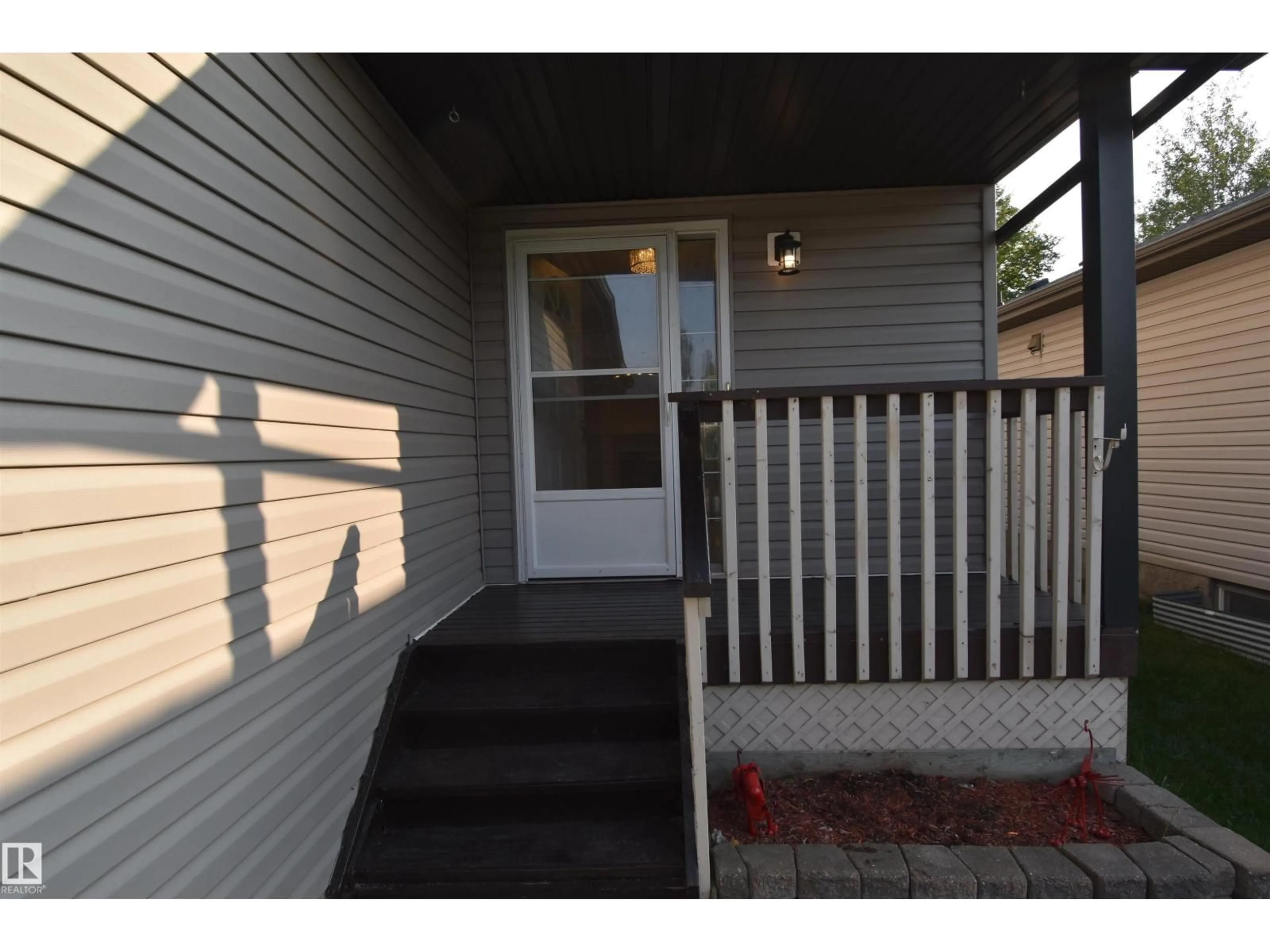 Unknown for 12817 160 AV, Edmonton Alberta T6V1L6