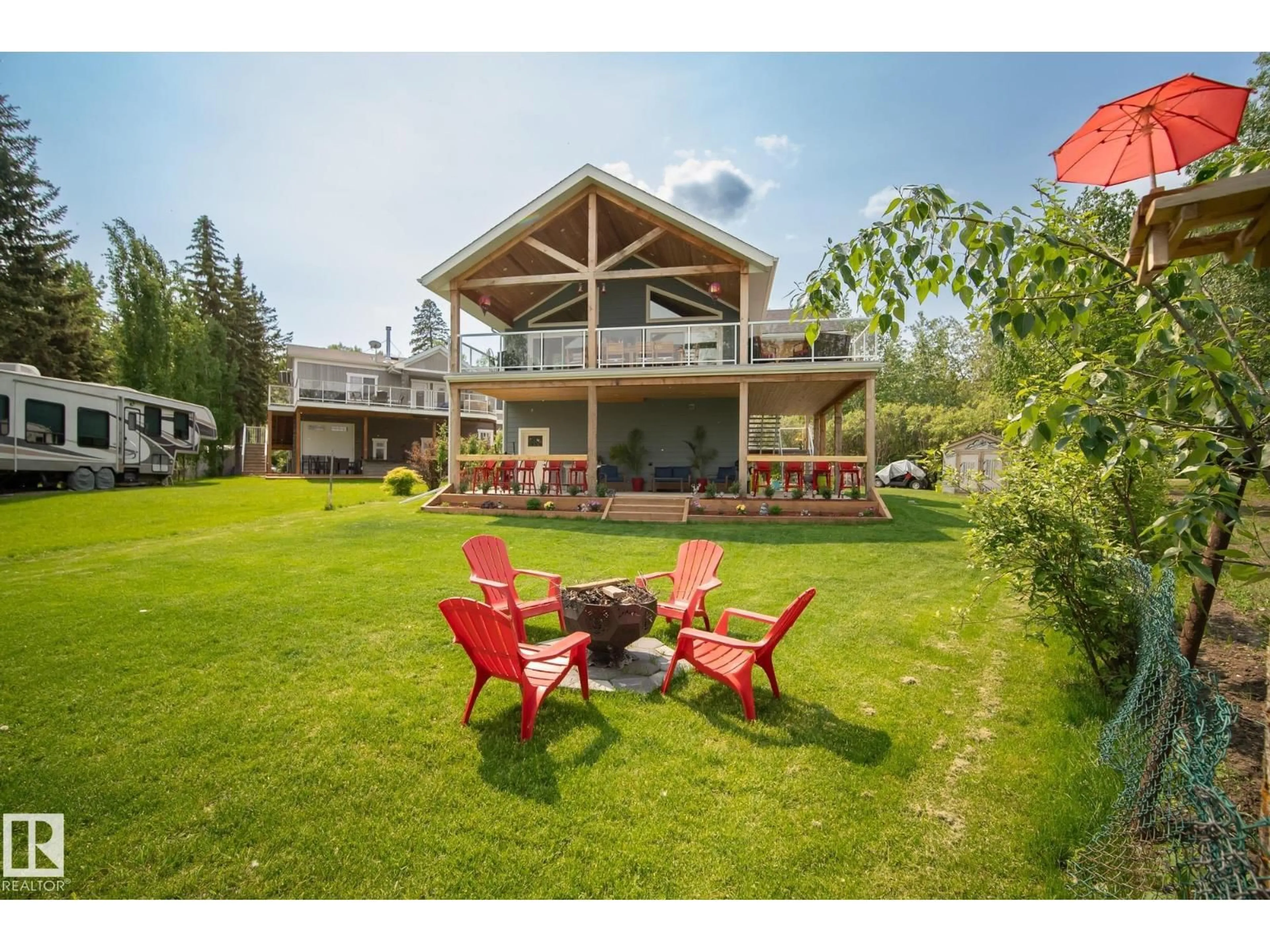 Patio, unknown for 3215 TWP ROAD 574, Rural Lac Ste. Anne County Alberta T0E0N0
