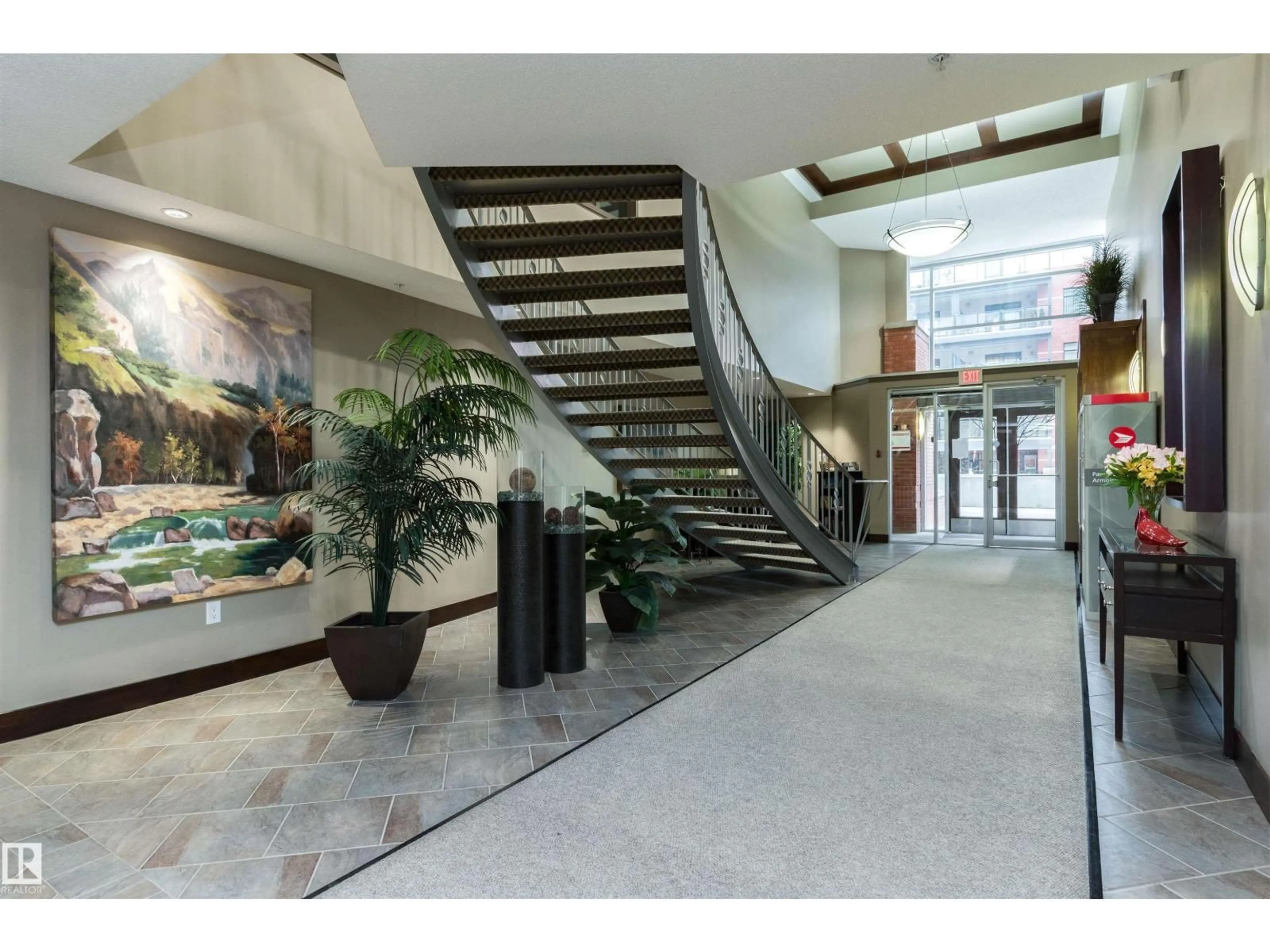 Indoor foyer for 141 - 312 FESTIVAL WY, Sherwood Park Alberta T8A3V8