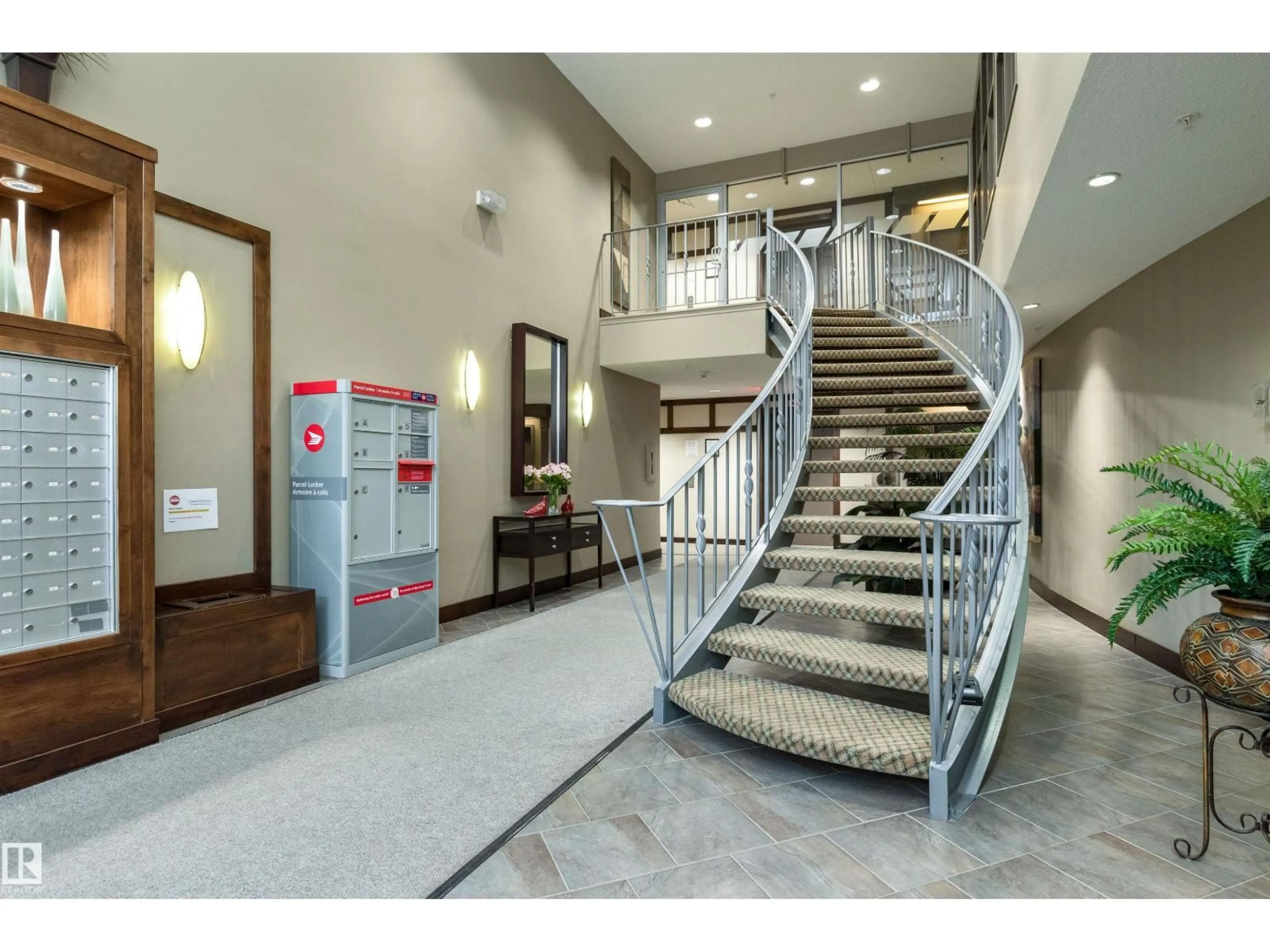 Indoor foyer for 141 - 312 FESTIVAL WY, Sherwood Park Alberta T8A3V8