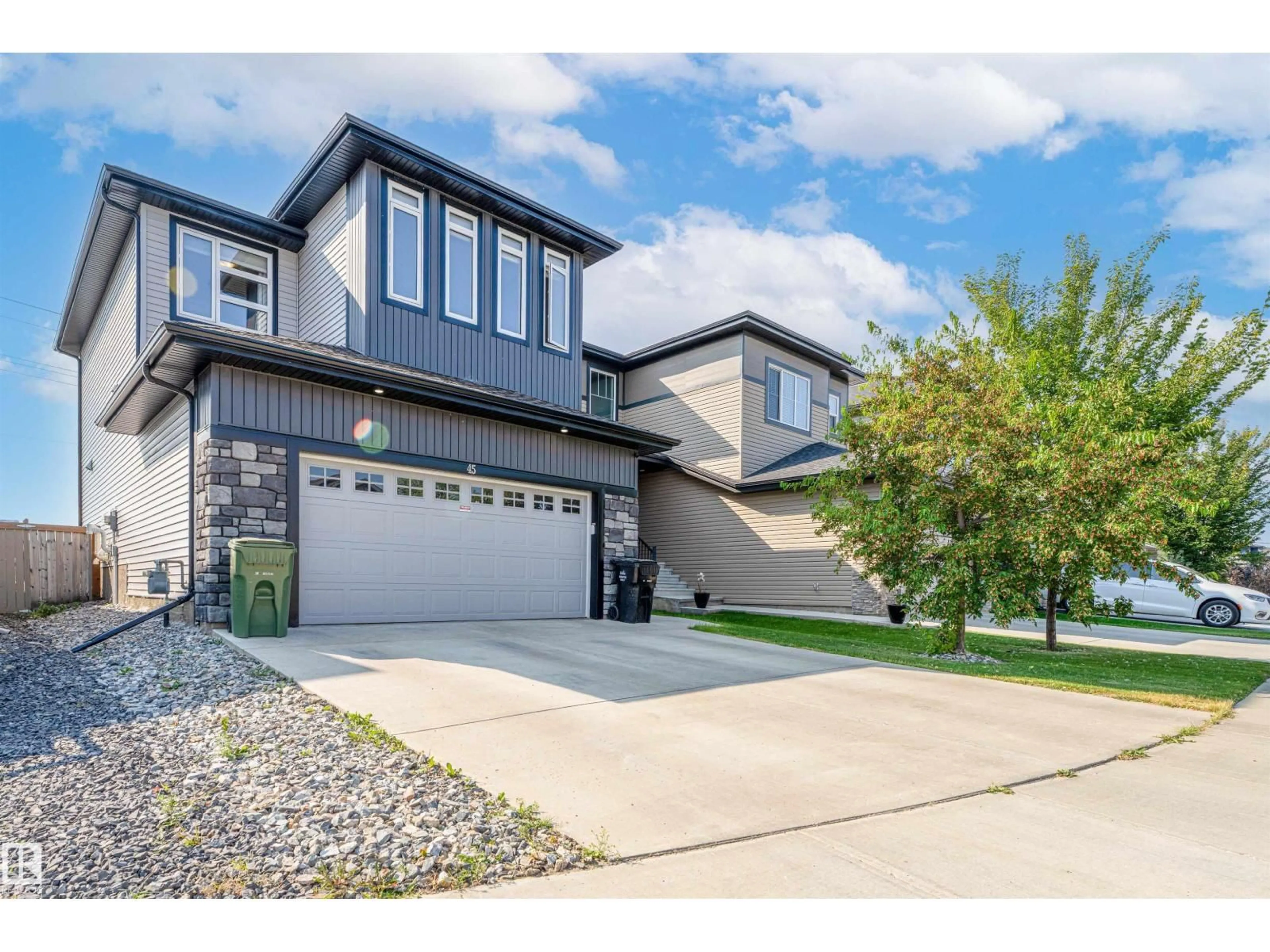 Unknown for 45 SANDALWOOD PL, Leduc Alberta T9E1C2