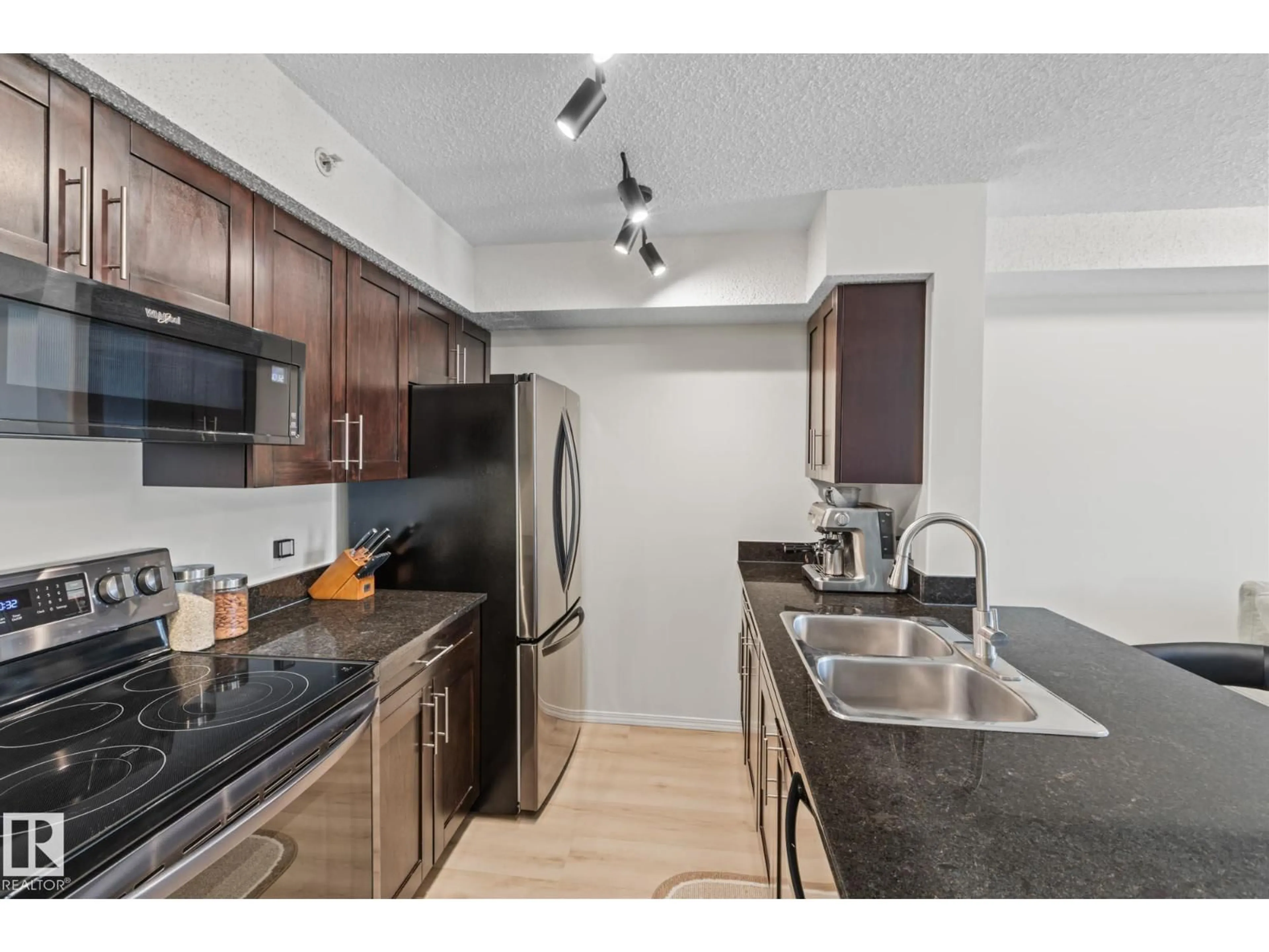 Standard kitchen, unknown for #409 - 1080 MCCONACHIE BLVD, Edmonton Alberta T5Y0X2
