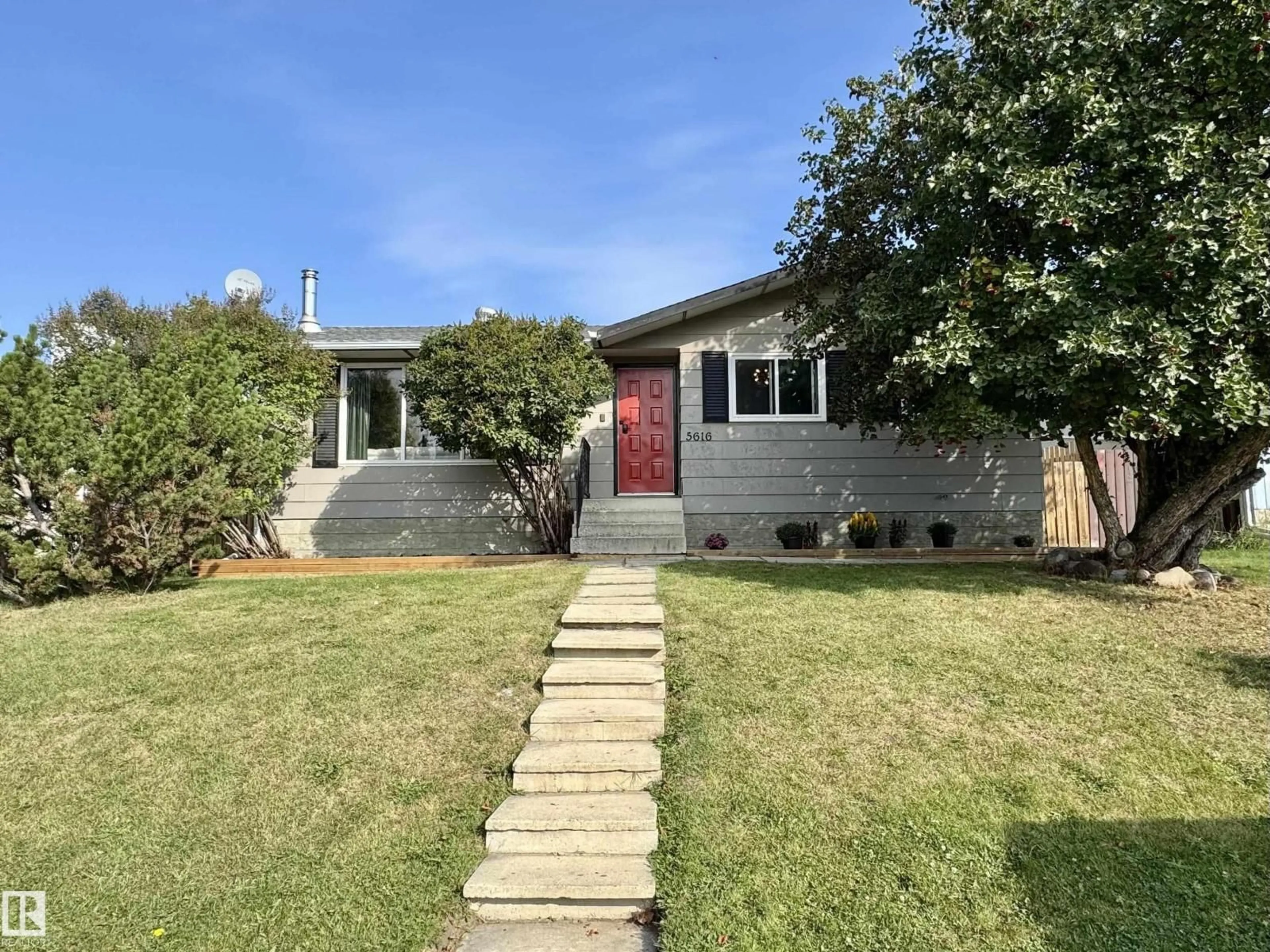 Unknown for 5616 45 AVE, Drayton Valley Alberta T7A1K3