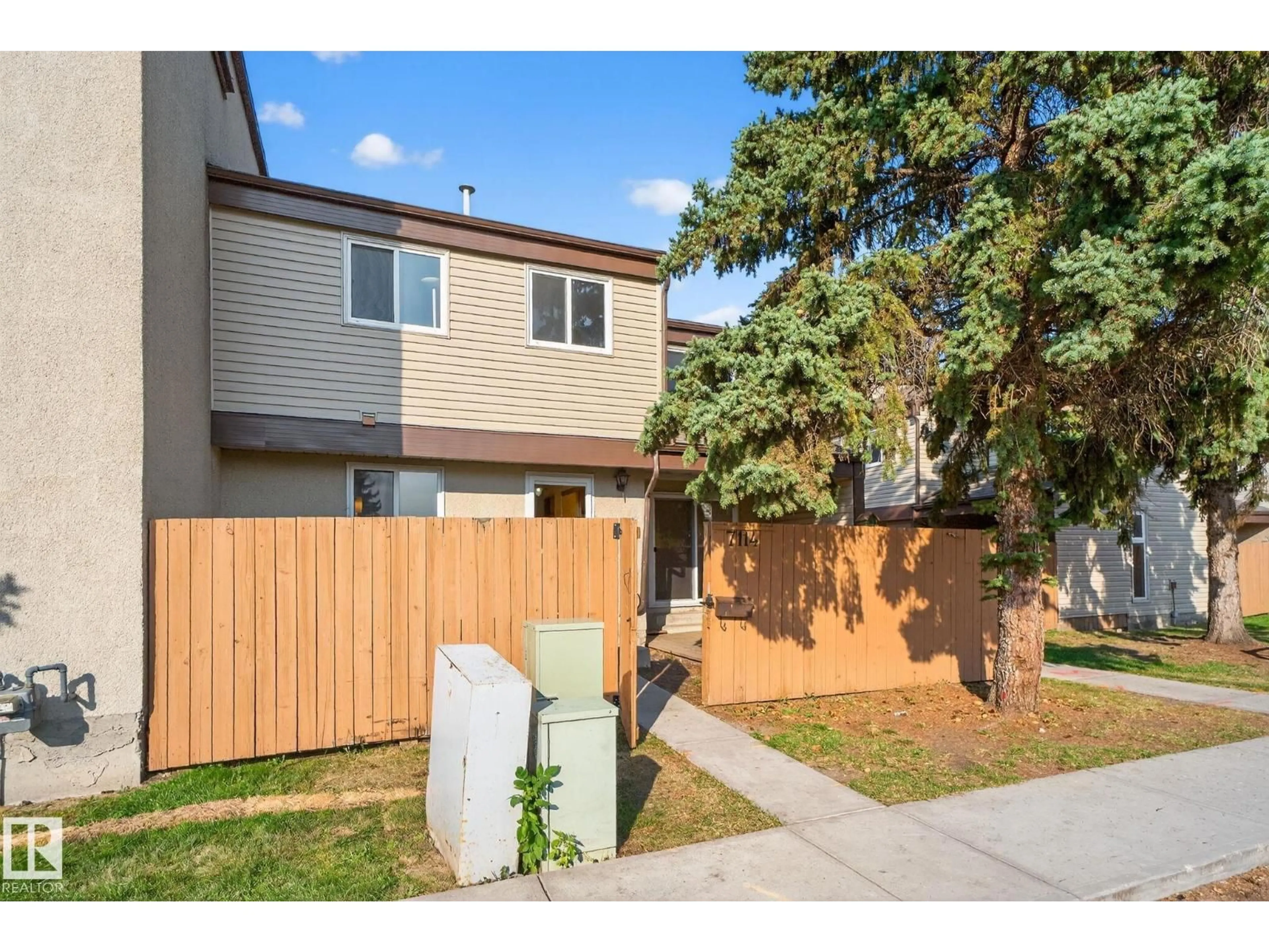 Unknown for NW - 7114 178 ST, Edmonton Alberta T5T3E9