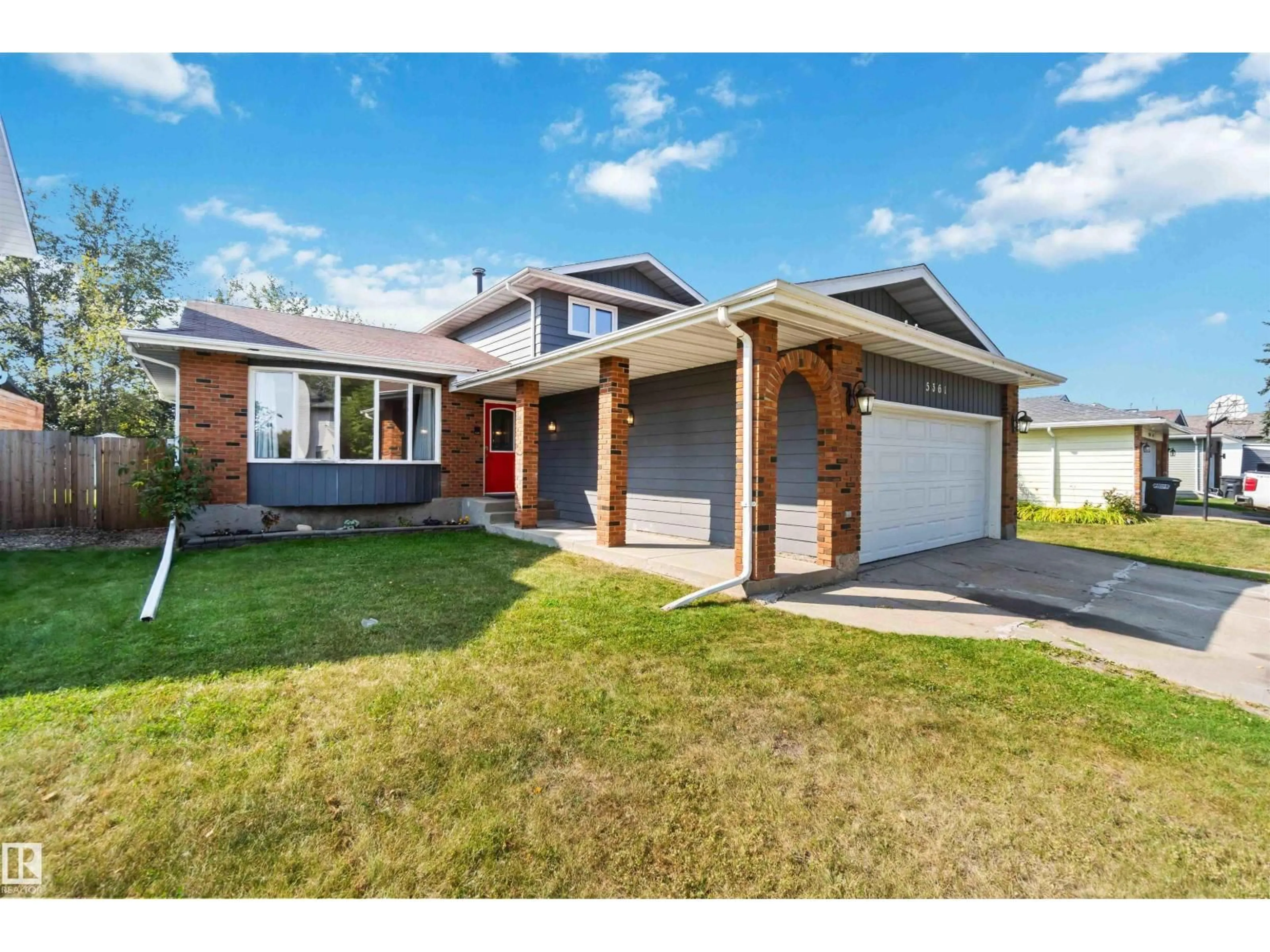Home with brick exterior material, street for 5361 65 ST, Redwater Alberta T0A2W0