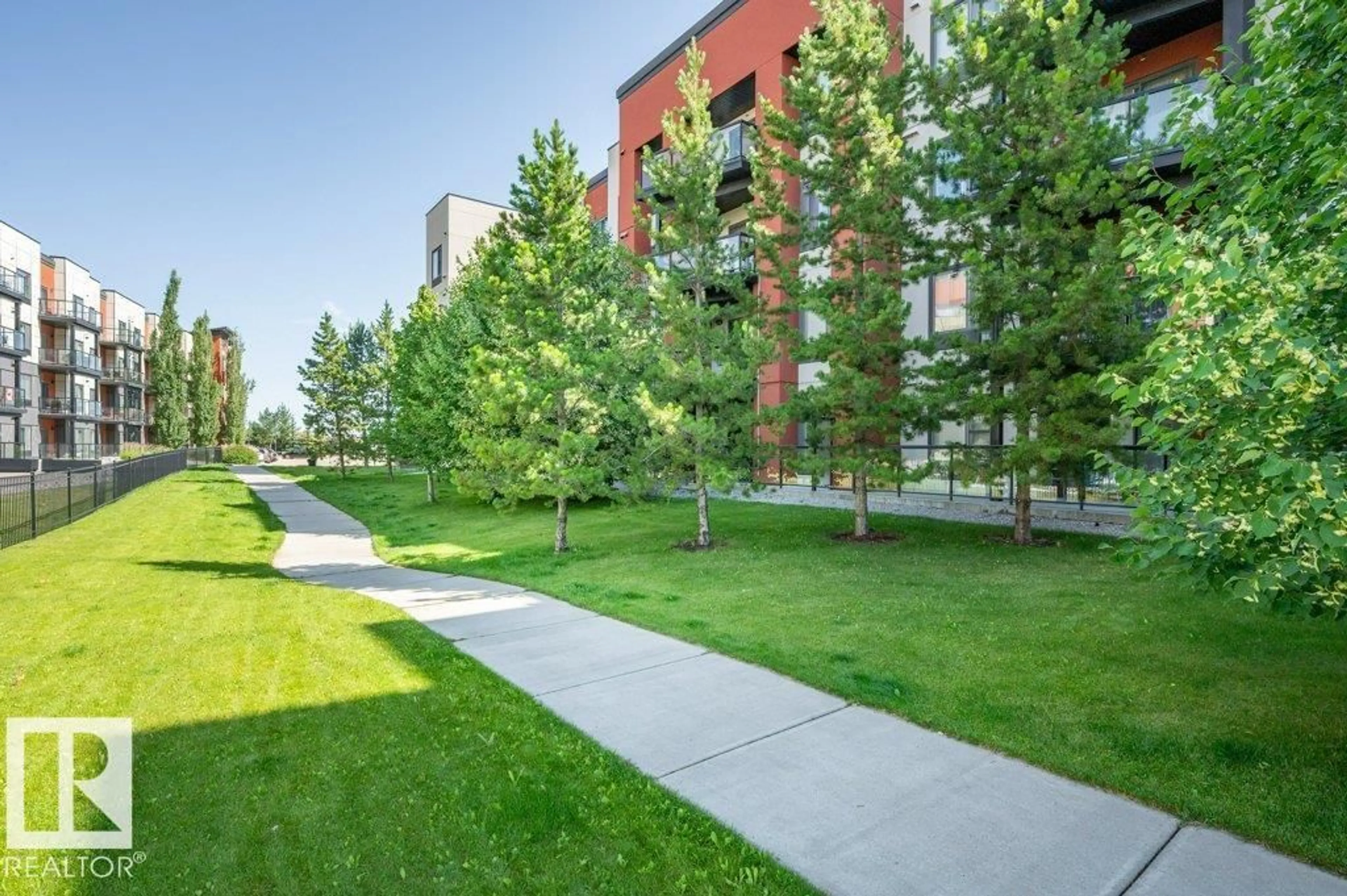 Patio, street for 308 - 140 AMBLESIDE LINK LI, Edmonton Alberta T6W0V3
