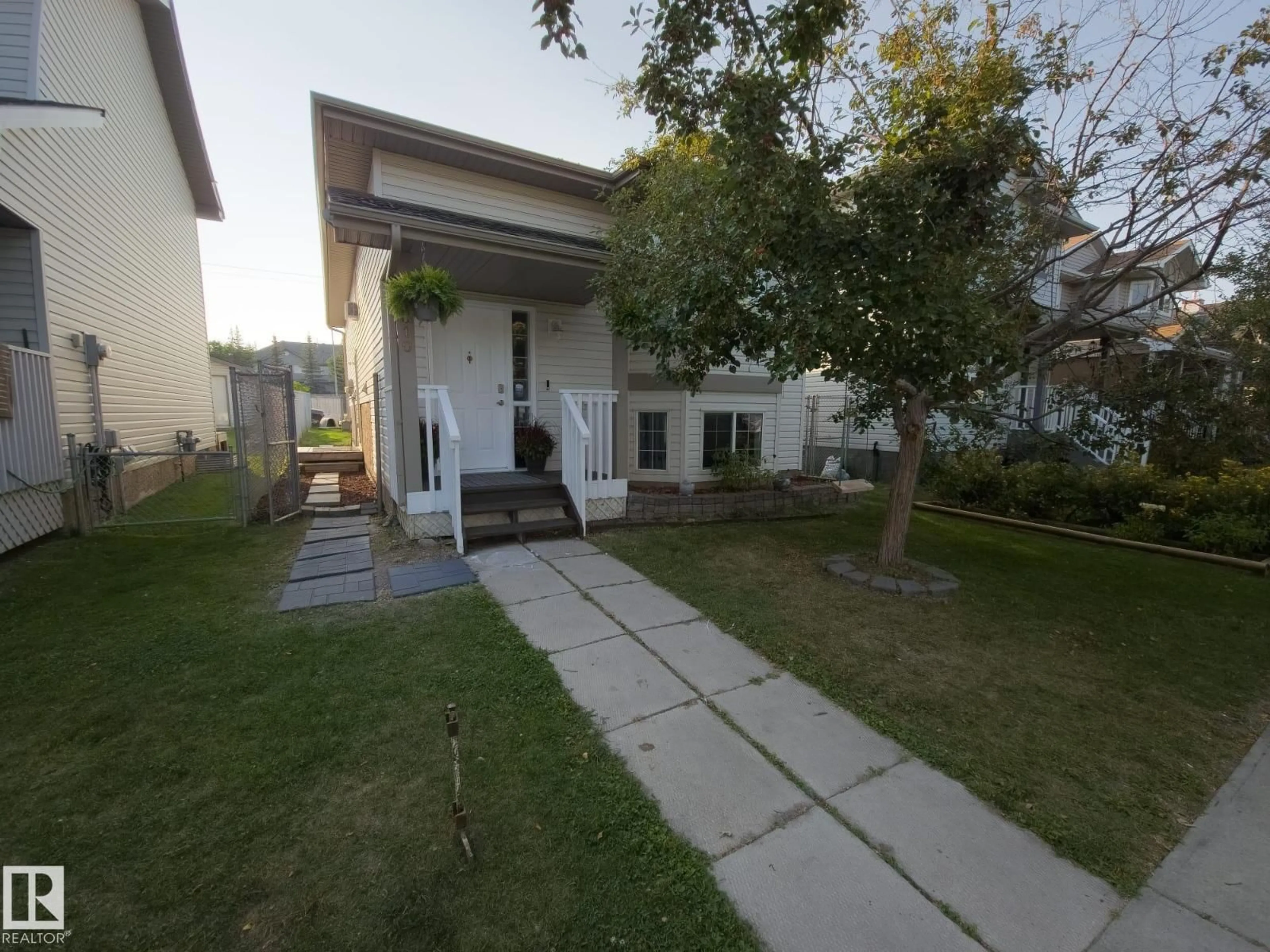 Unknown for 3010 49 ST, Beaumont Alberta T4X1S6