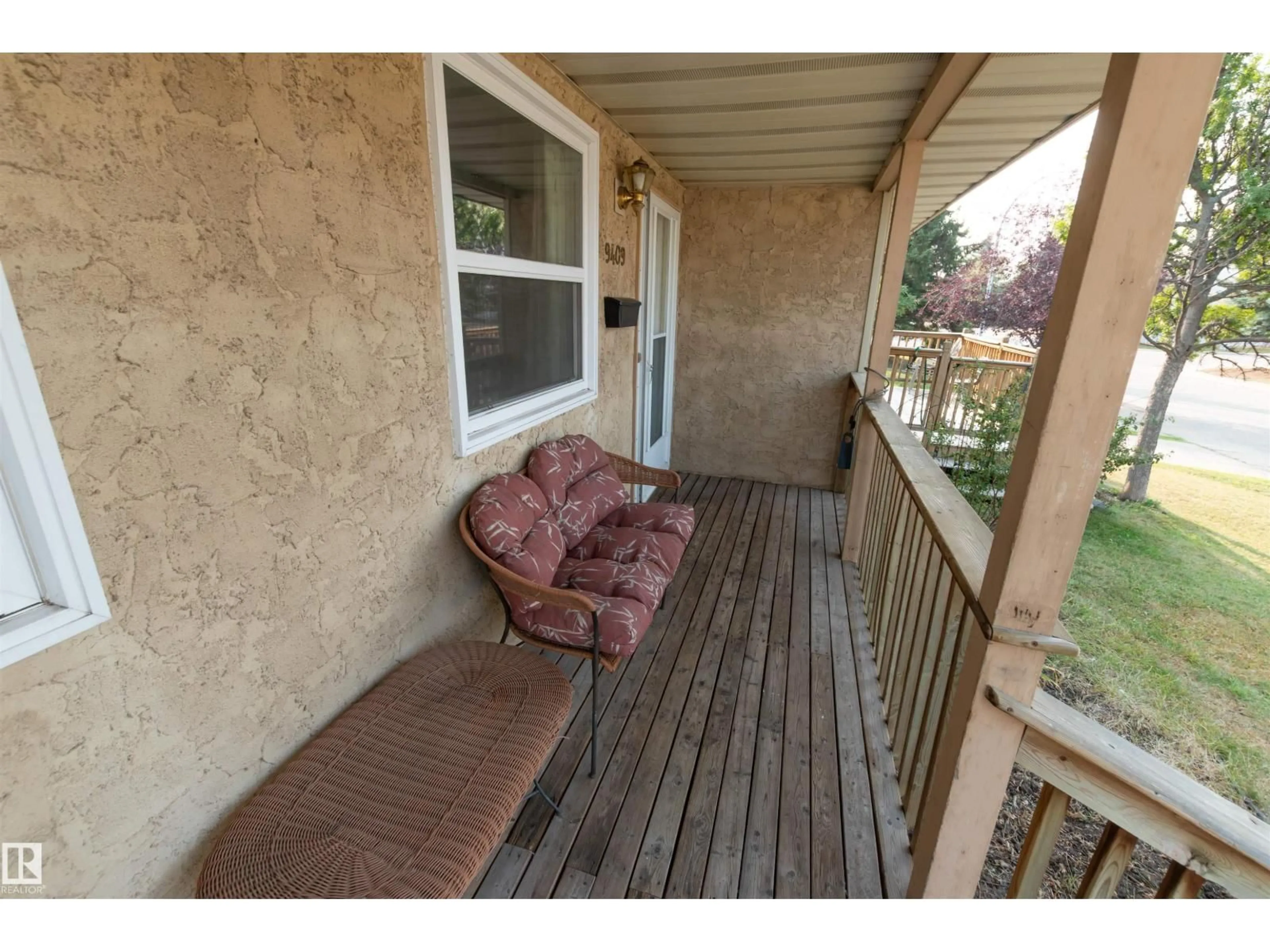 Patio, street for NW - 9409 173 ST, Edmonton Alberta T5T3G4