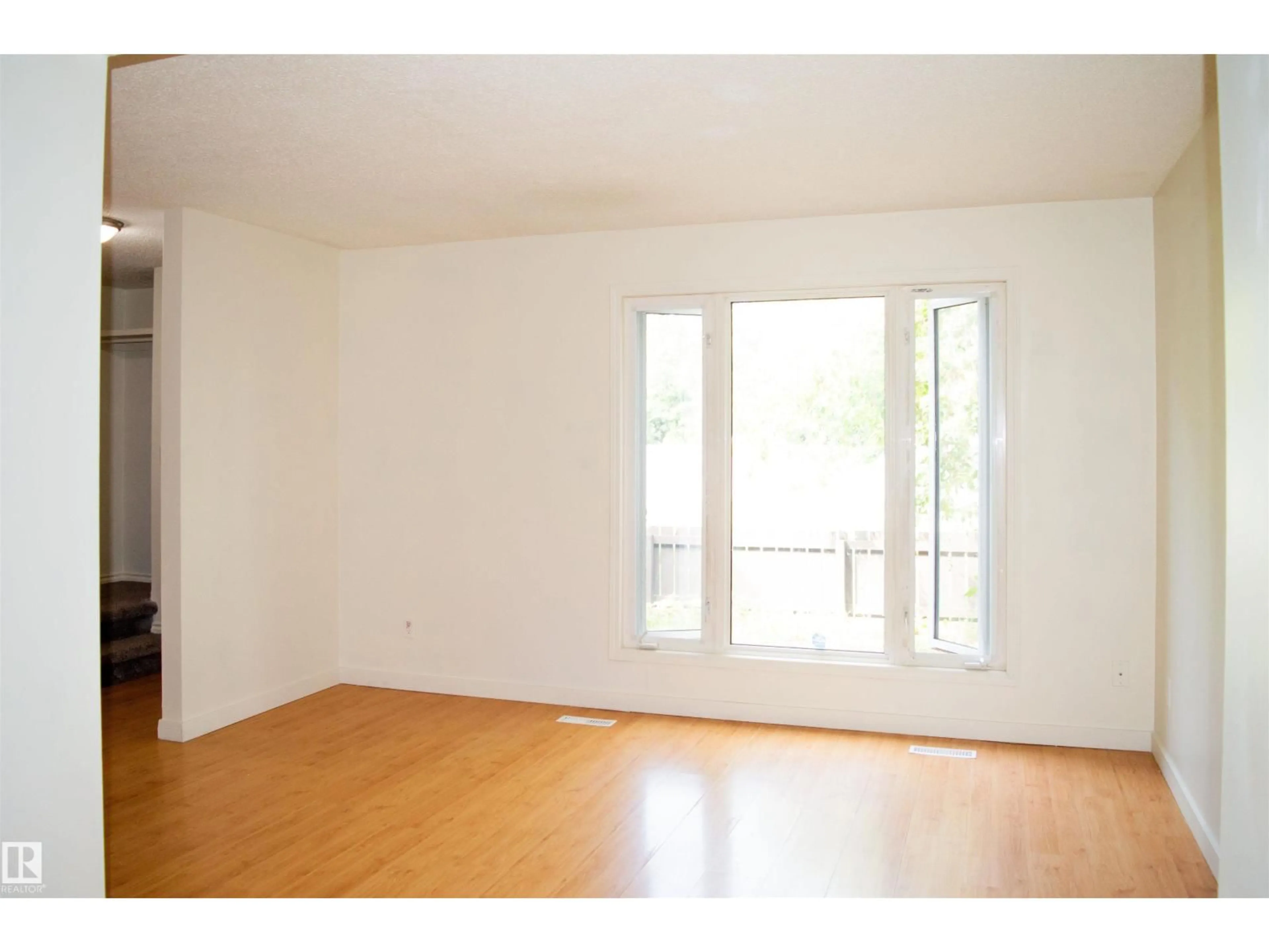 A pic of a room for 18241 84 AV, Edmonton Alberta T5T1T7