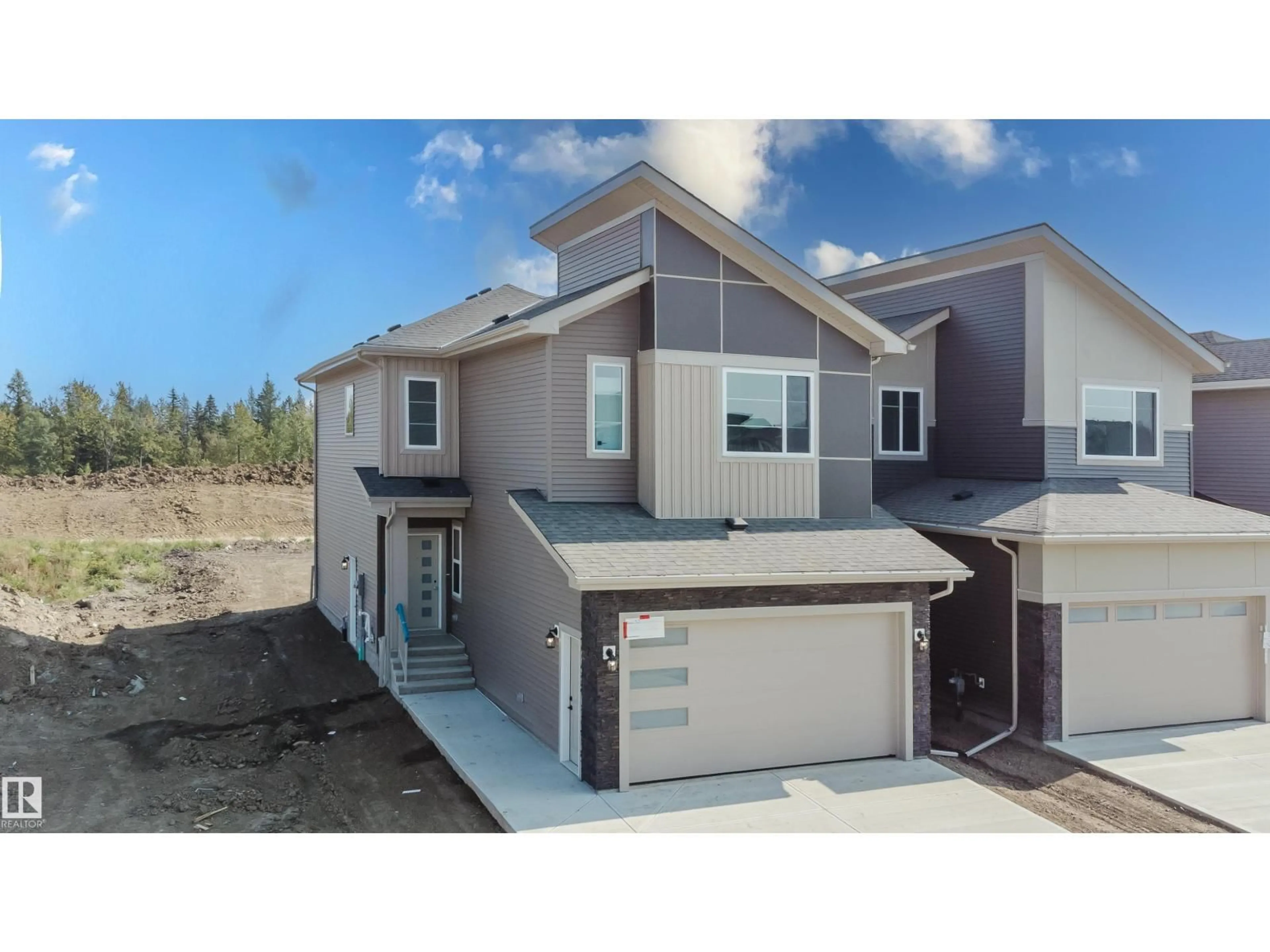 A pic from outside/outdoor area/front of a property/back of a property/a pic from drone, street for 55 RENWYCK PL, Spruce Grove Alberta T7X4E1