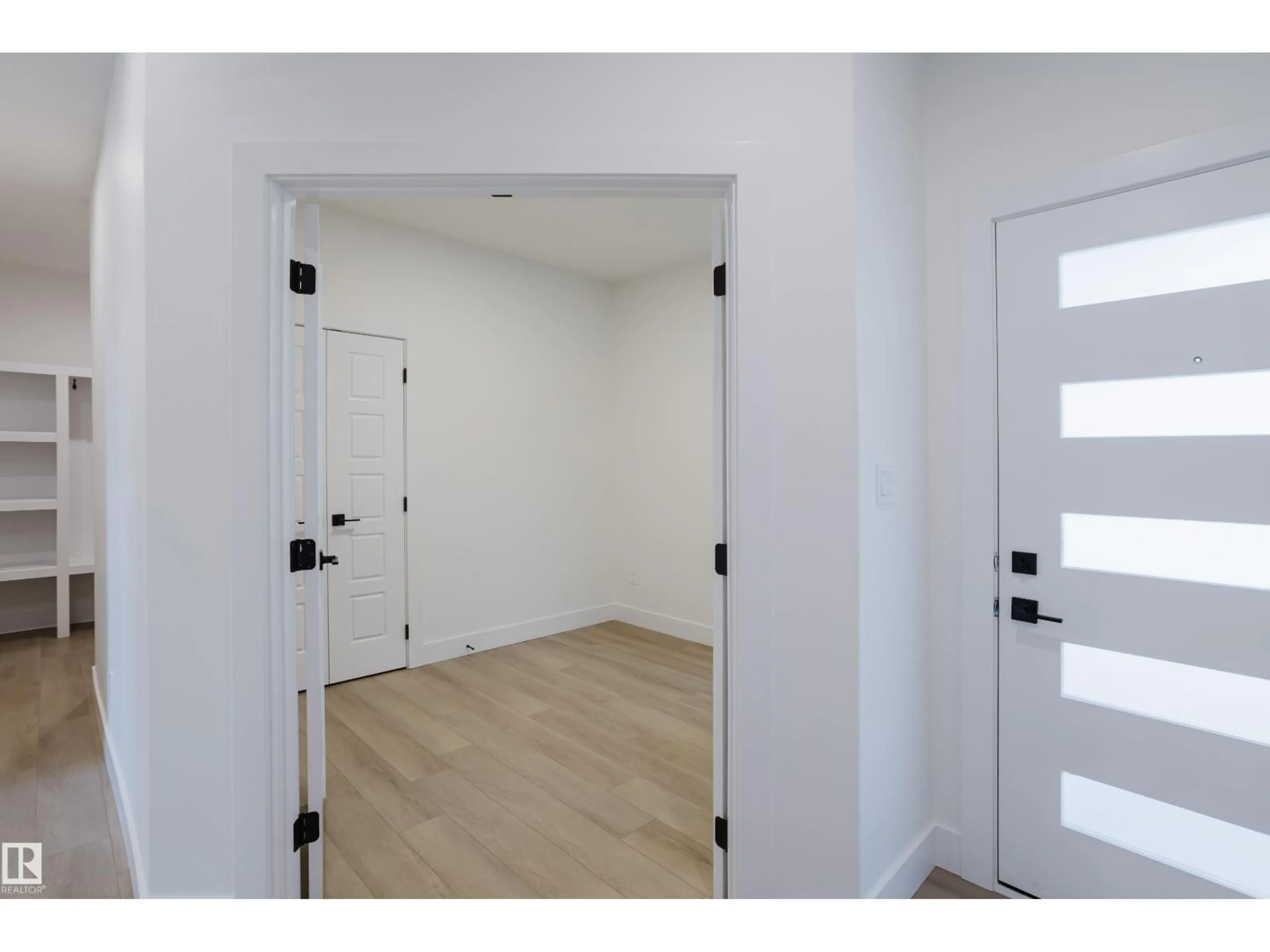 Indoor entryway for 51 RENWYCK PL, Spruce Grove Alberta T7X4E1