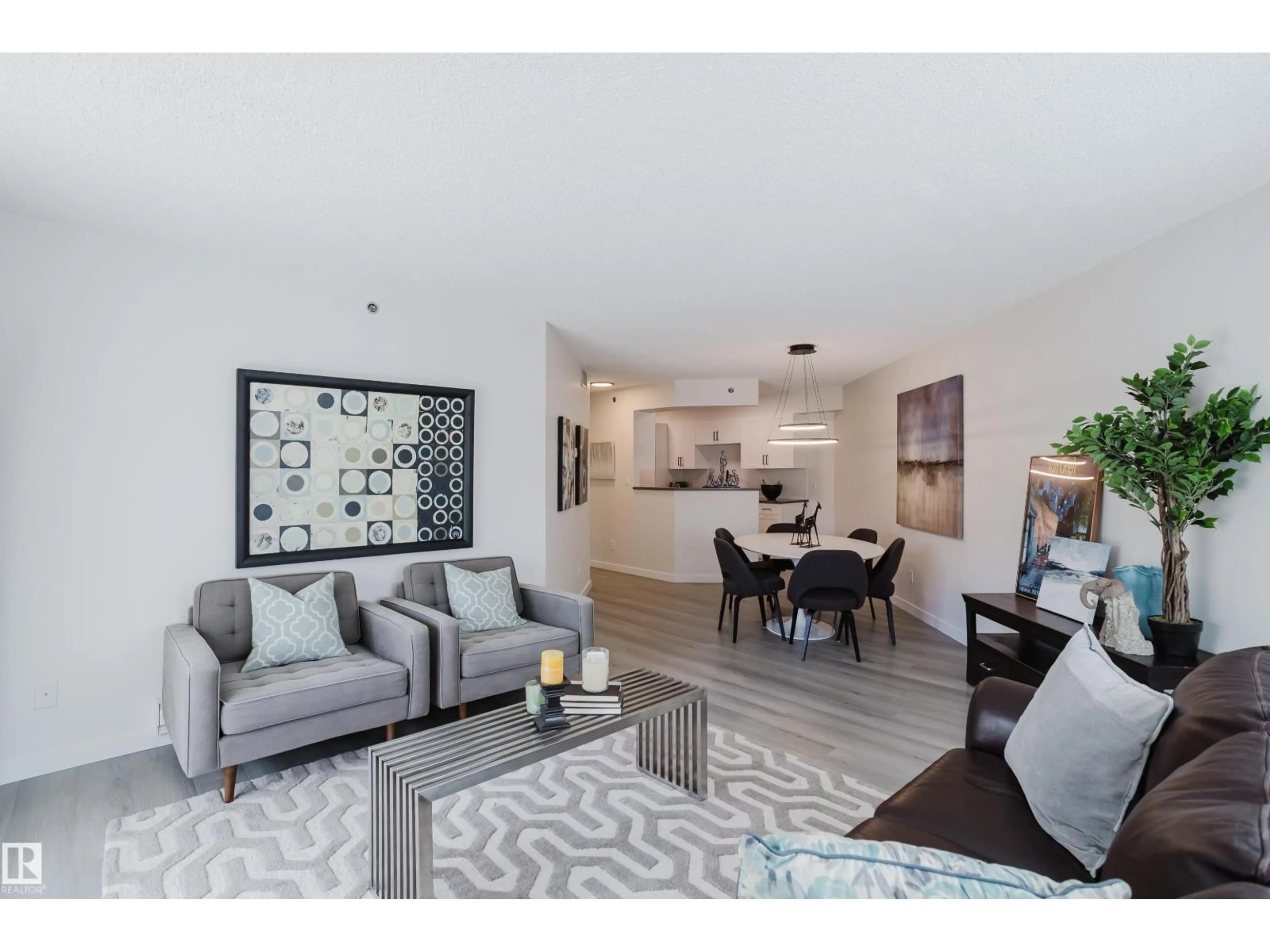 Living room with furniture, unknown for 304 - 10130 114 ST NW, Edmonton Alberta T5K2S6
