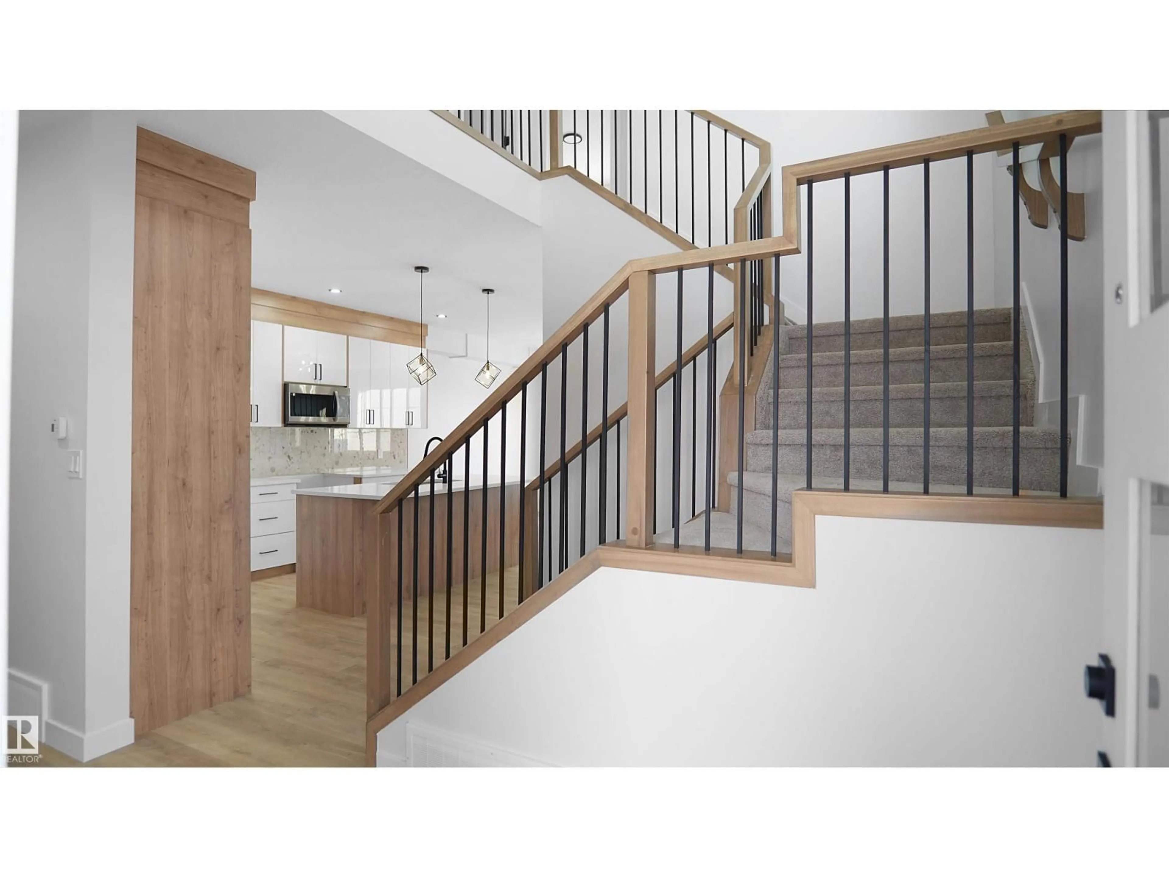 Stairs for 10 AXELWOOD CRESCENT, Spruce Grove Alberta T7X4G4