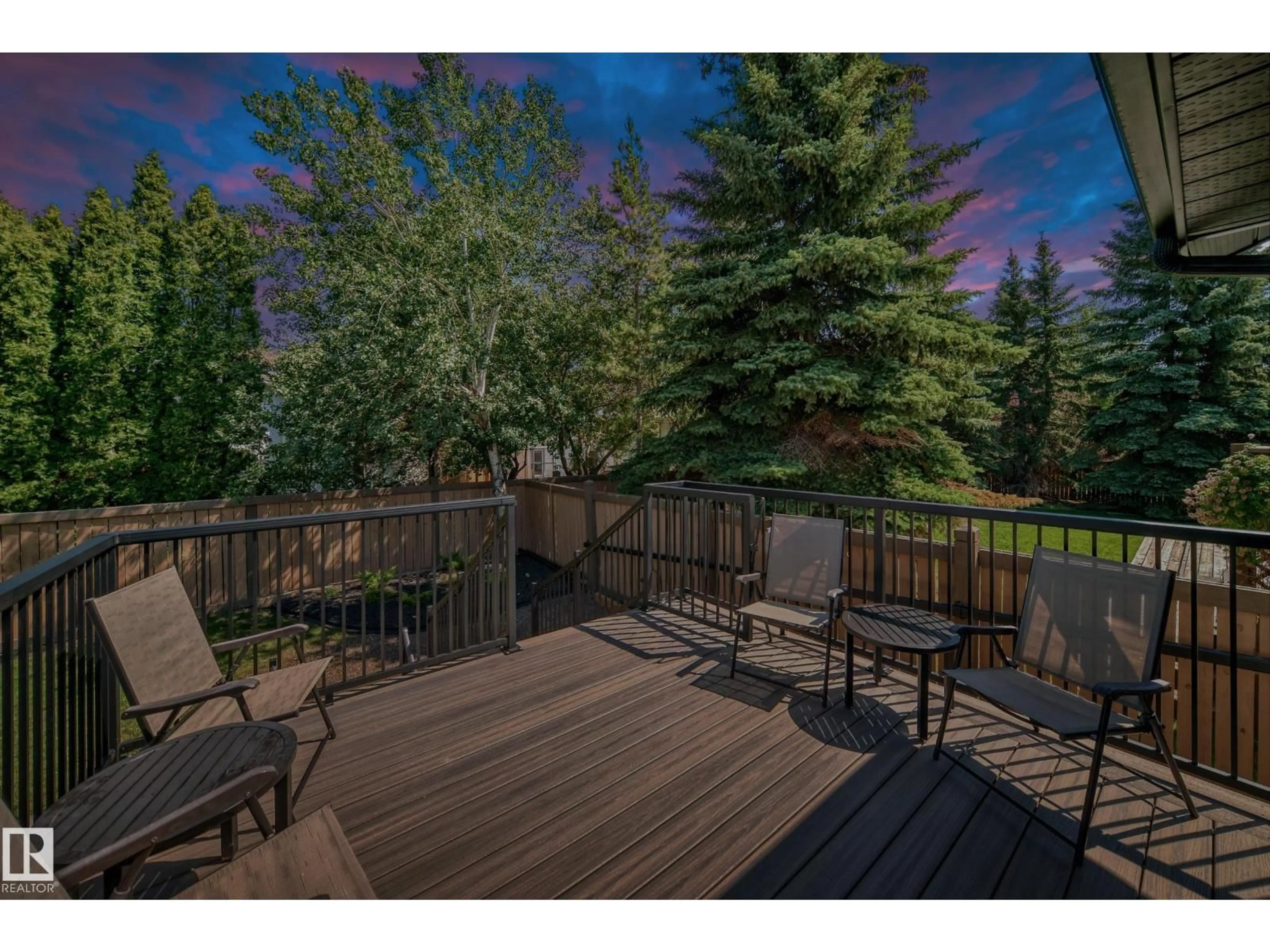 Patio, forest/trees view for 424 BUTCHART DR, Edmonton Alberta T6R1R1