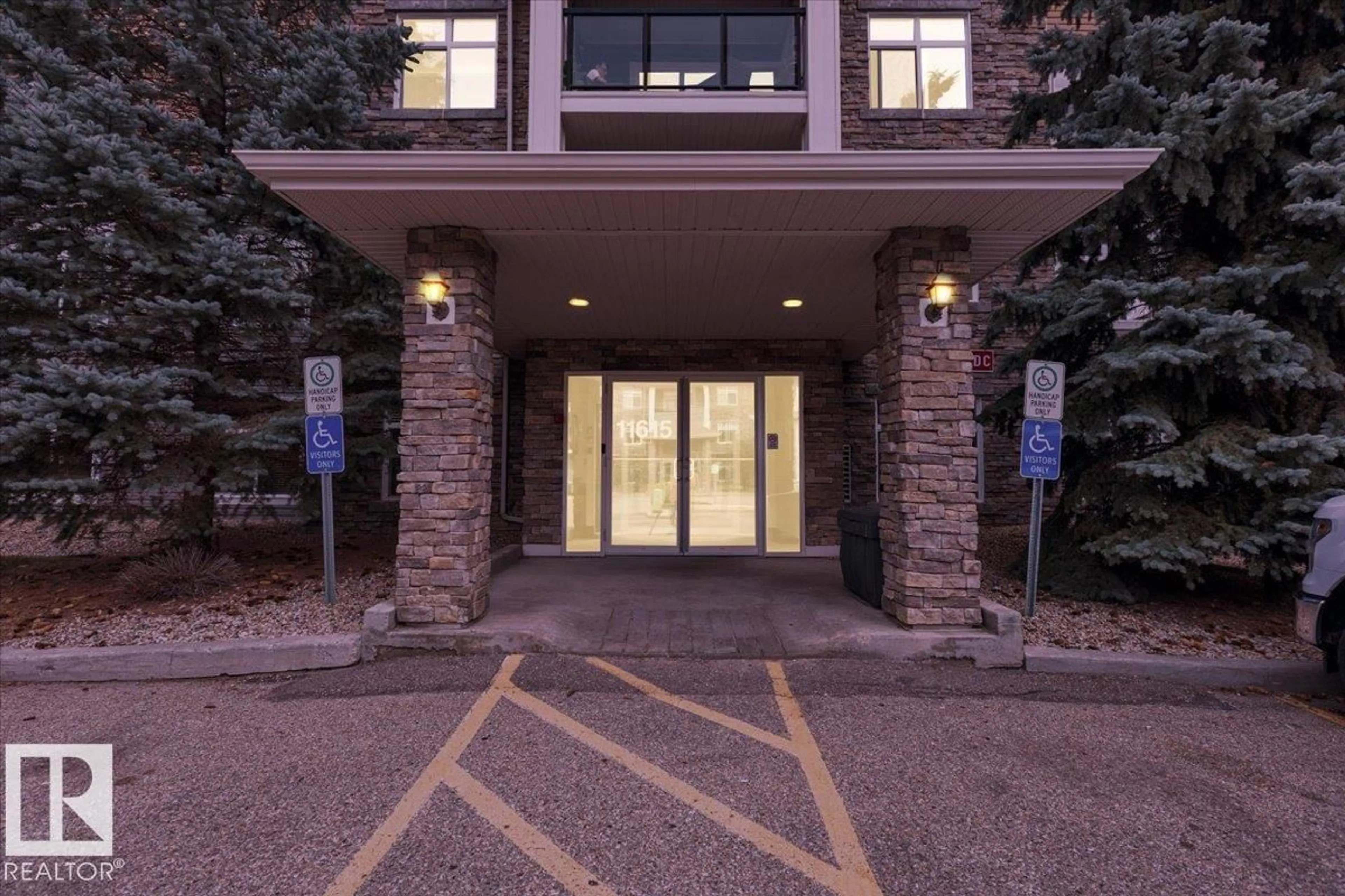 Indoor foyer for #106 - 11615 ELLERSLIE RD, Edmonton Alberta T6W0J3