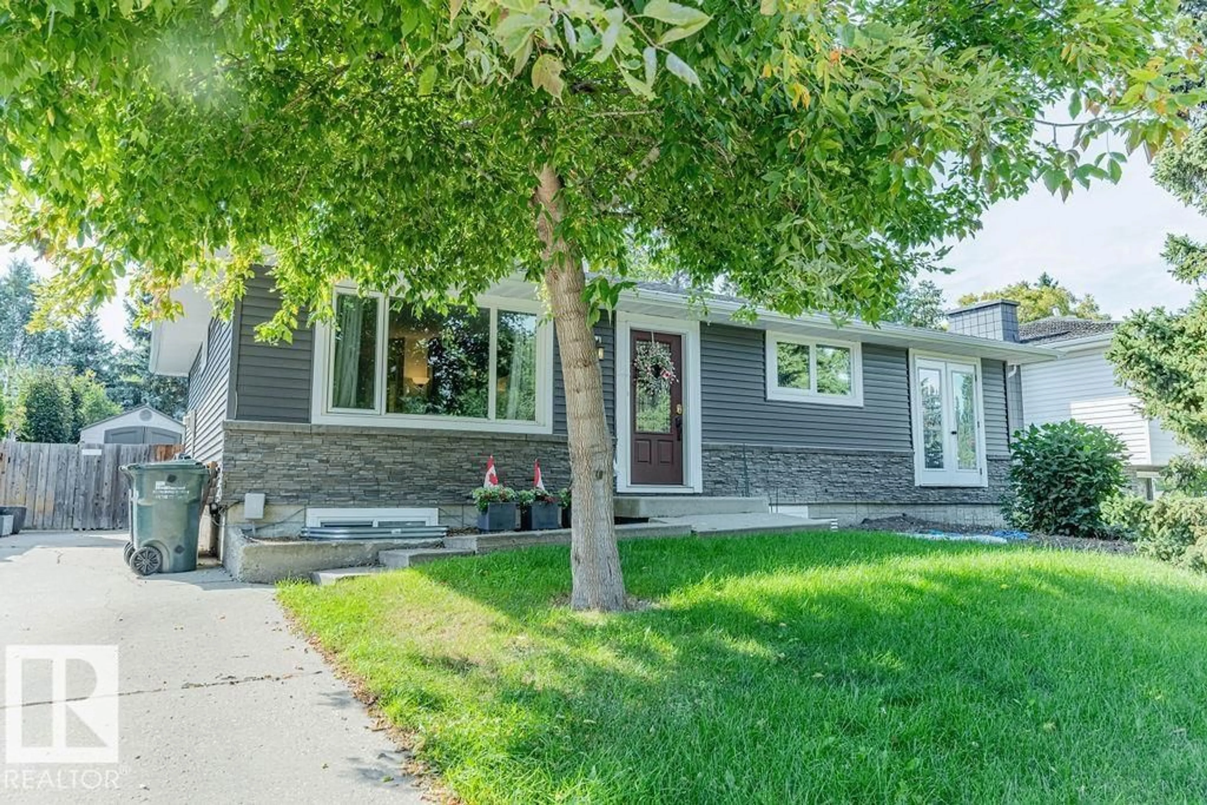 Unknown for 18 GLAMORGAN DR, Sherwood Park Alberta T8A2Y4