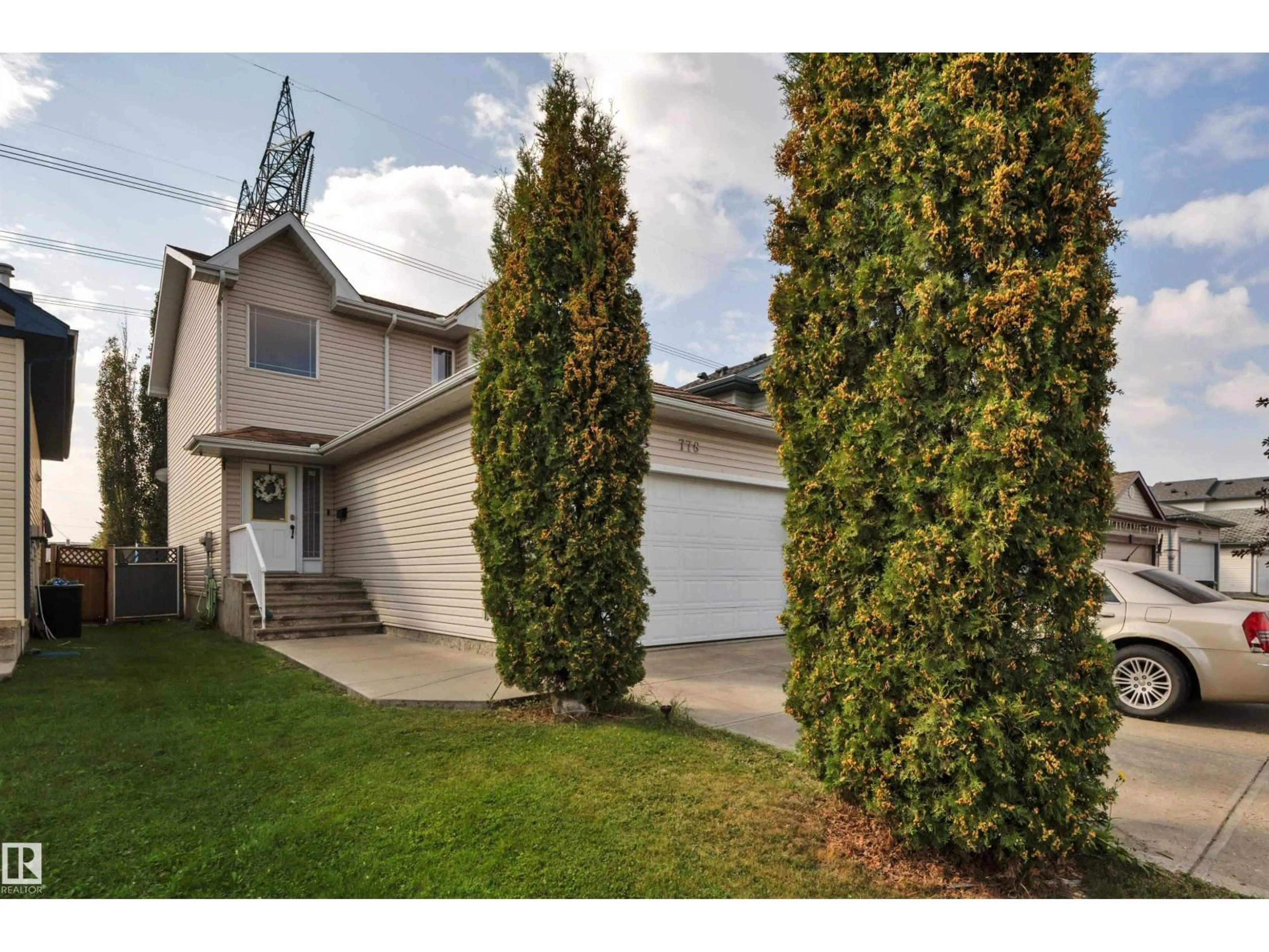 Home with vinyl exterior material, street for 778 HIGHWOOD BV, Devon Alberta T9G2G6