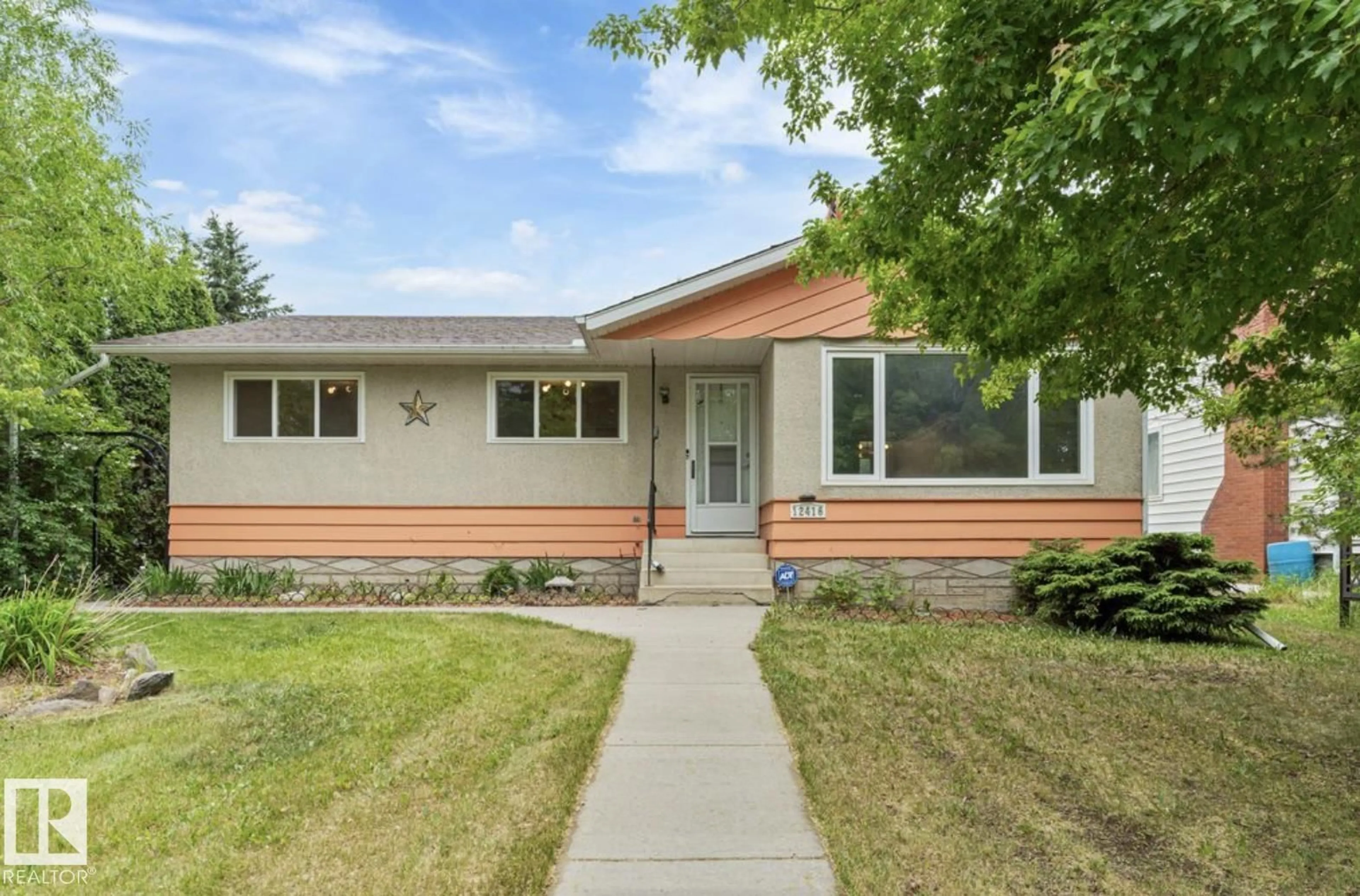 Home with vinyl exterior material, street for NW - 12416 77 STREET, Edmonton Alberta T5B2H5