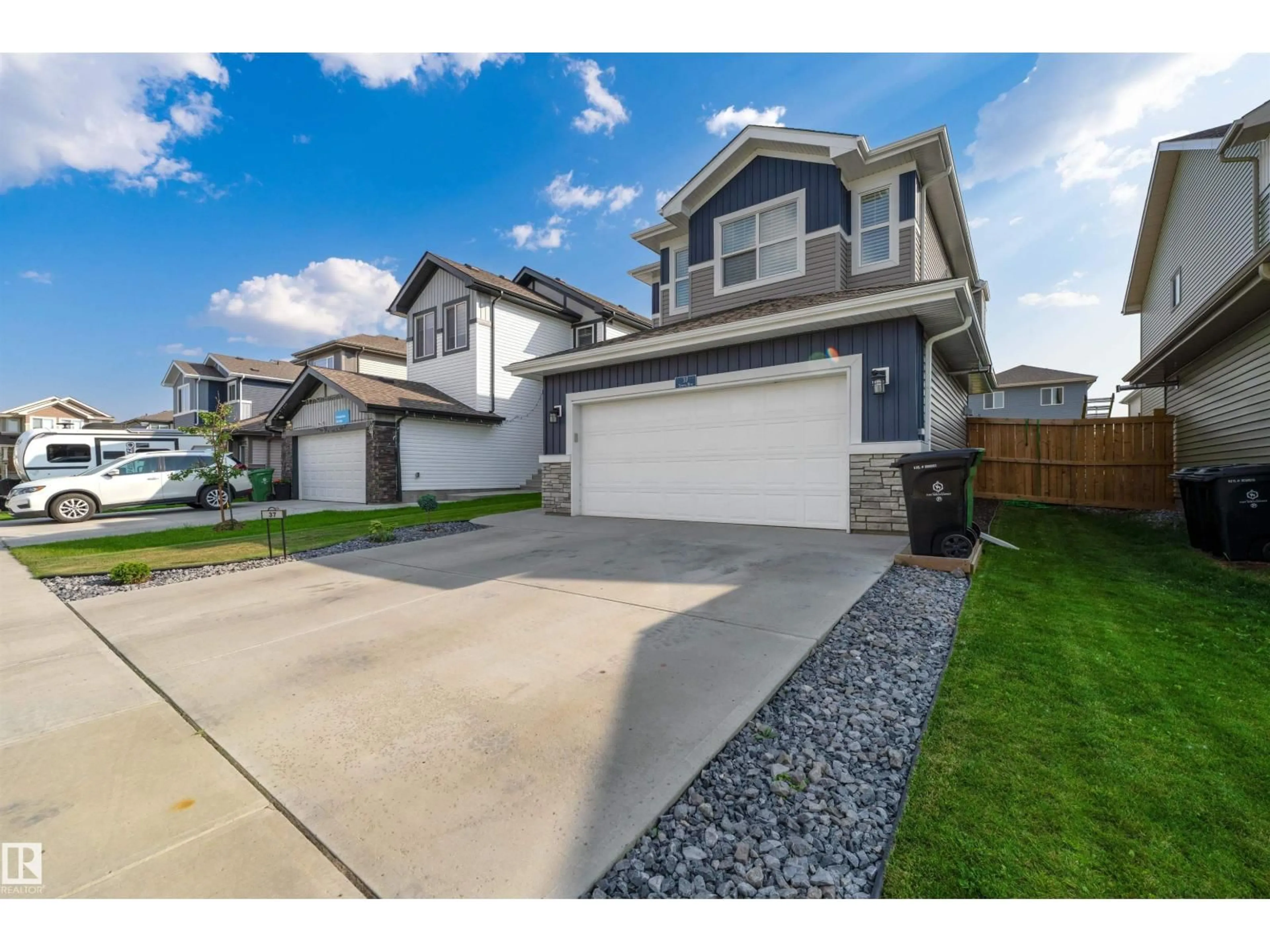 A pic from outside/outdoor area/front of a property/back of a property/a pic from drone, street for 37 SEQUOIA BN, Fort Saskatchewan Alberta T8L0J2