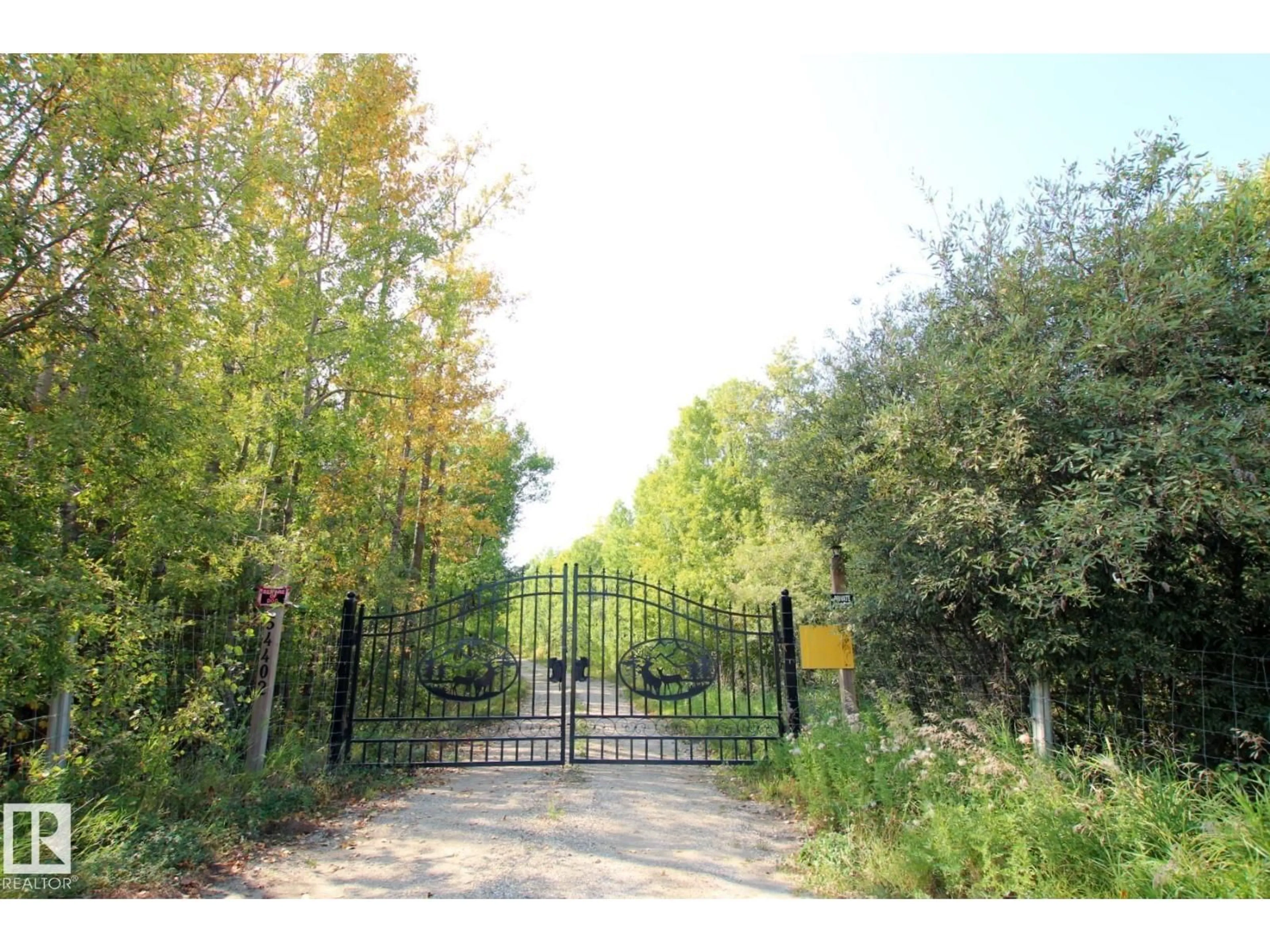 Unknown for 54402 RGE ROAD 15, Rural Lac Ste. Anne County Alberta T0E1V0