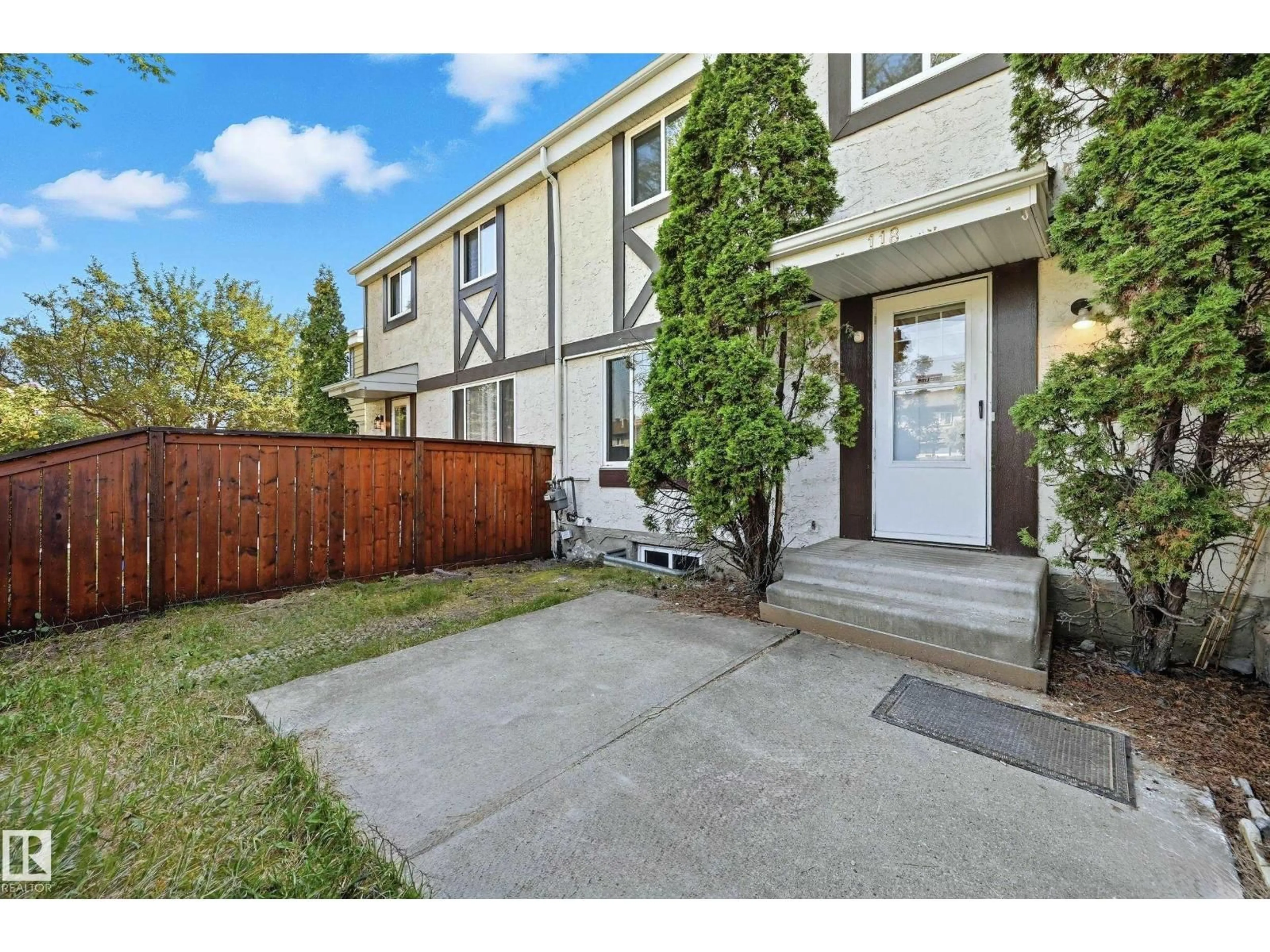 Unknown for 118 PRIMROSE GARDENS NW, Edmonton Alberta T5T0R1