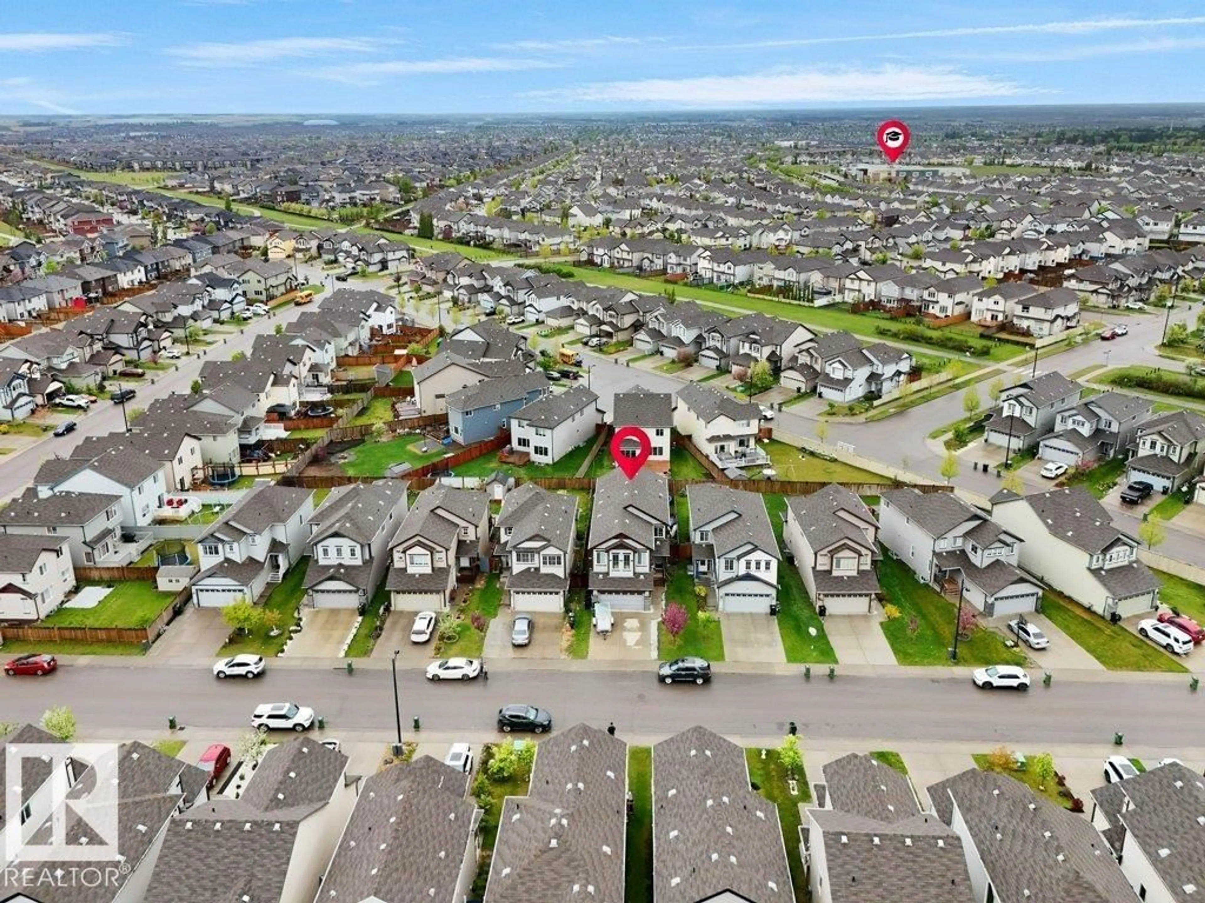 A pic from outside/outdoor area/front of a property/back of a property/a pic from drone, street for 1928 51 ST, Edmonton Alberta T6X1Y4