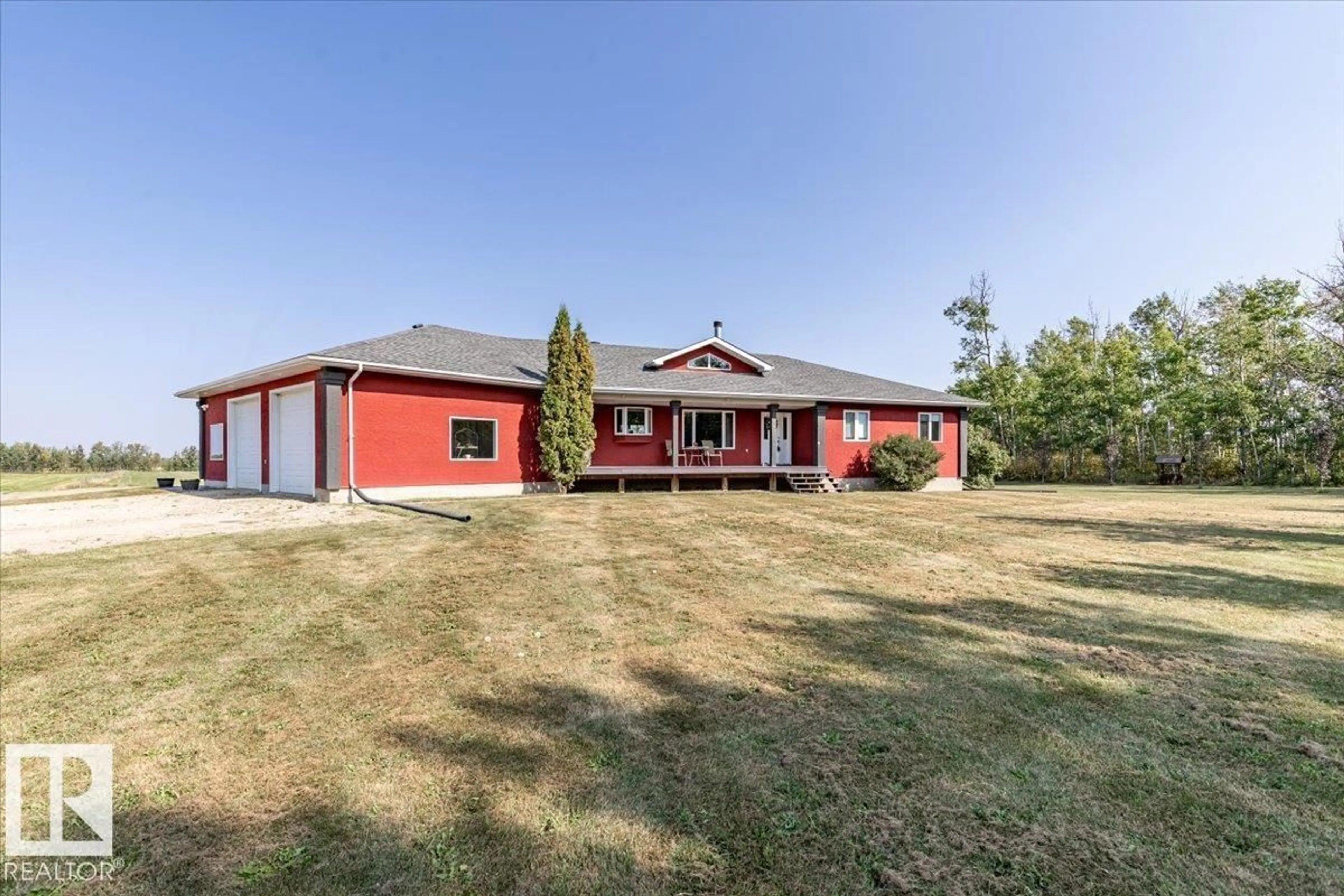 A pic from outside/outdoor area/front of a property/back of a property/a pic from drone, unknown for 27318 TWP ROAD 482, Rural Leduc County Alberta T0C0V0