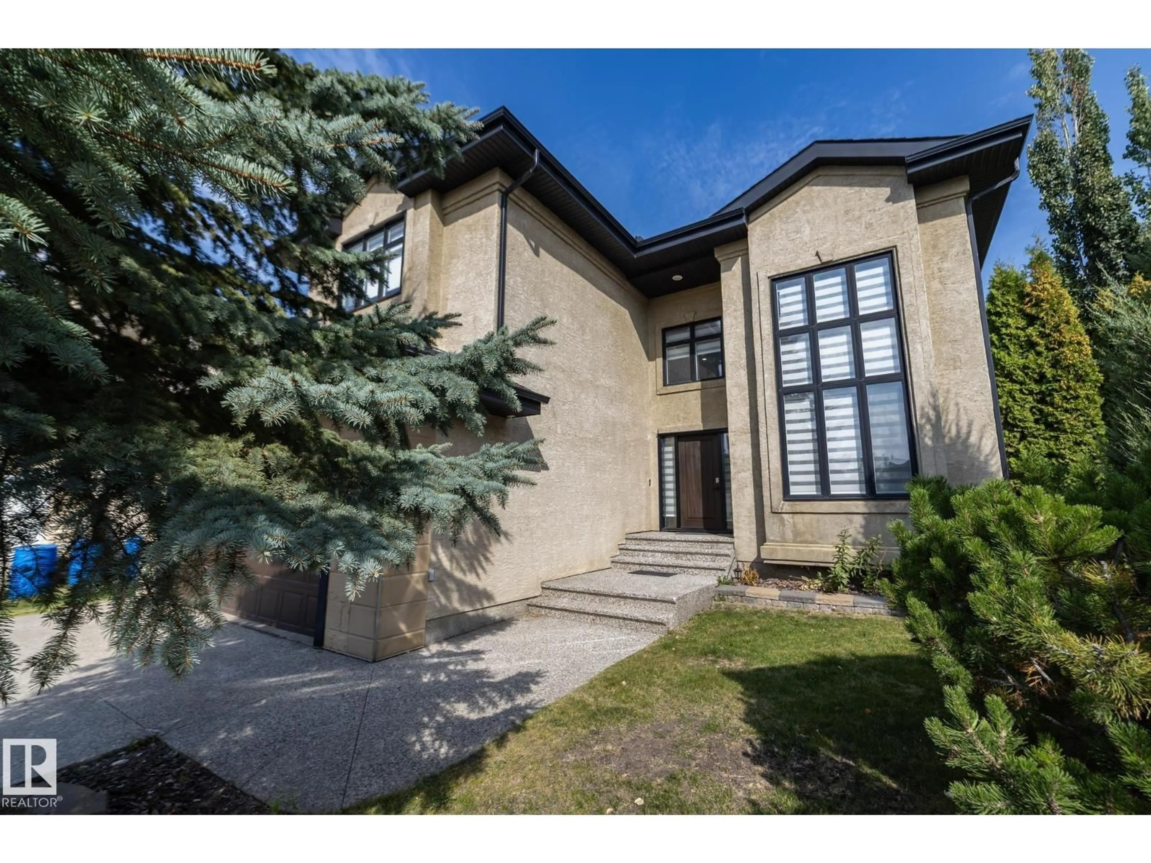 Unknown for 926 THOMPSON PL, Edmonton Alberta T6R3K4