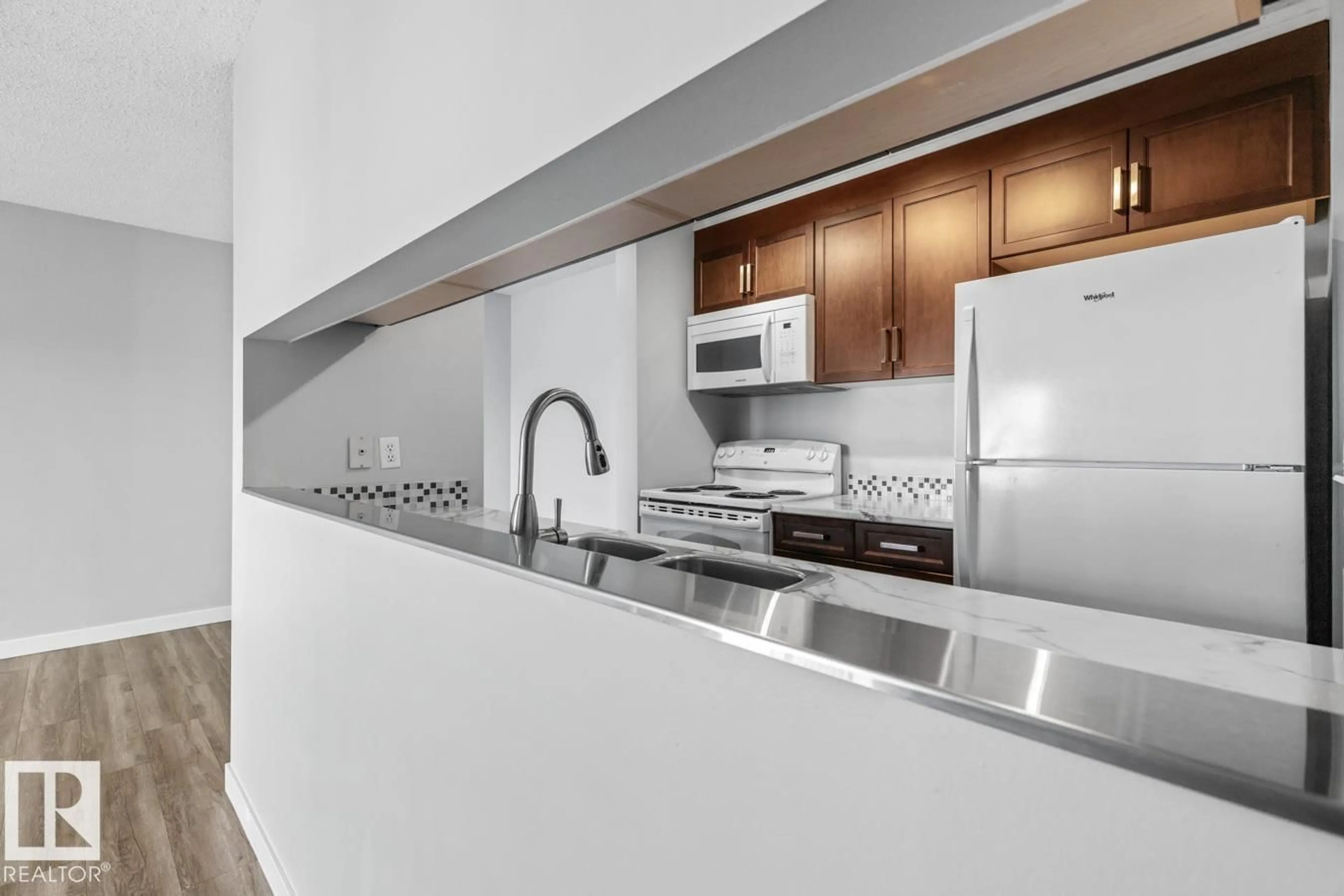 Standard kitchen, unknown for #402 - 5065 31 AV, Edmonton Alberta T6L6S5
