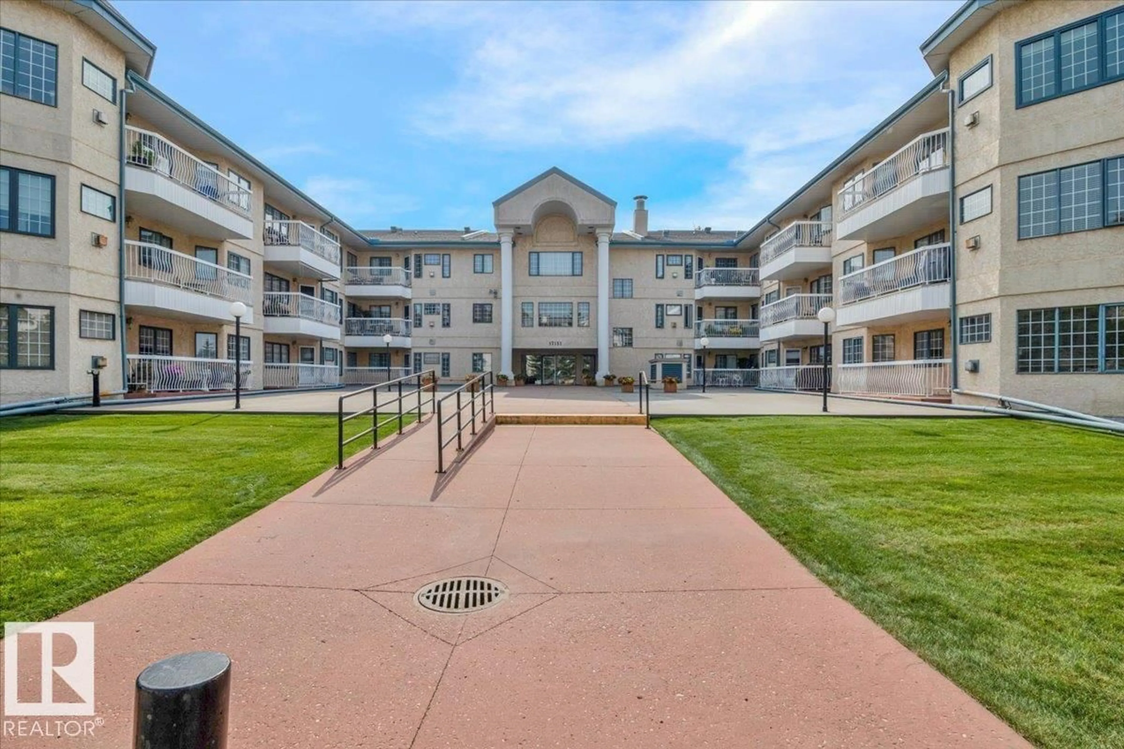 Patio, unknown for #303 - 17151 94A AV NW, Edmonton Alberta T5Z5Z9