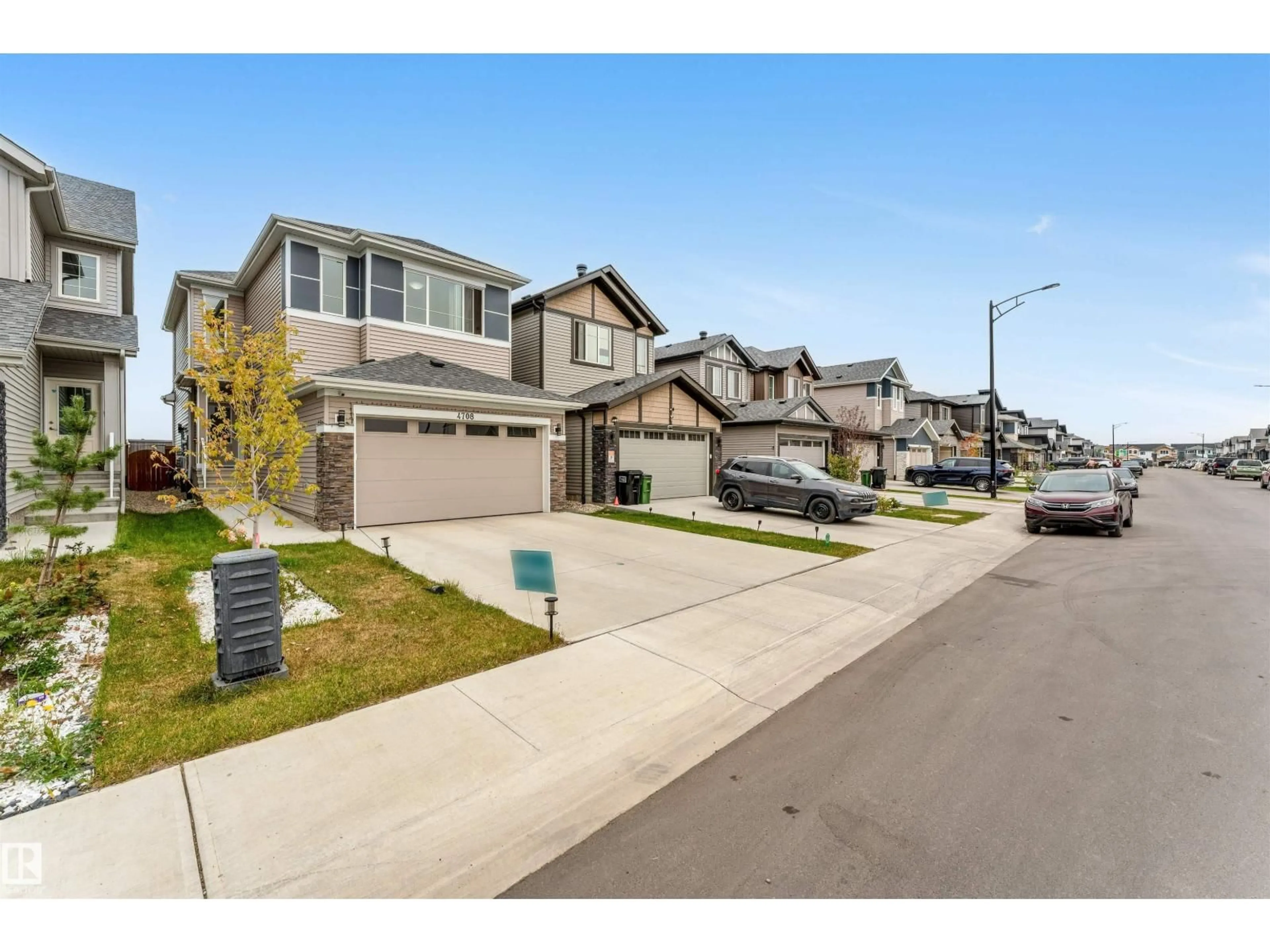 Unknown for NW - 4708 177 AV, Edmonton Alberta T5Y4G4