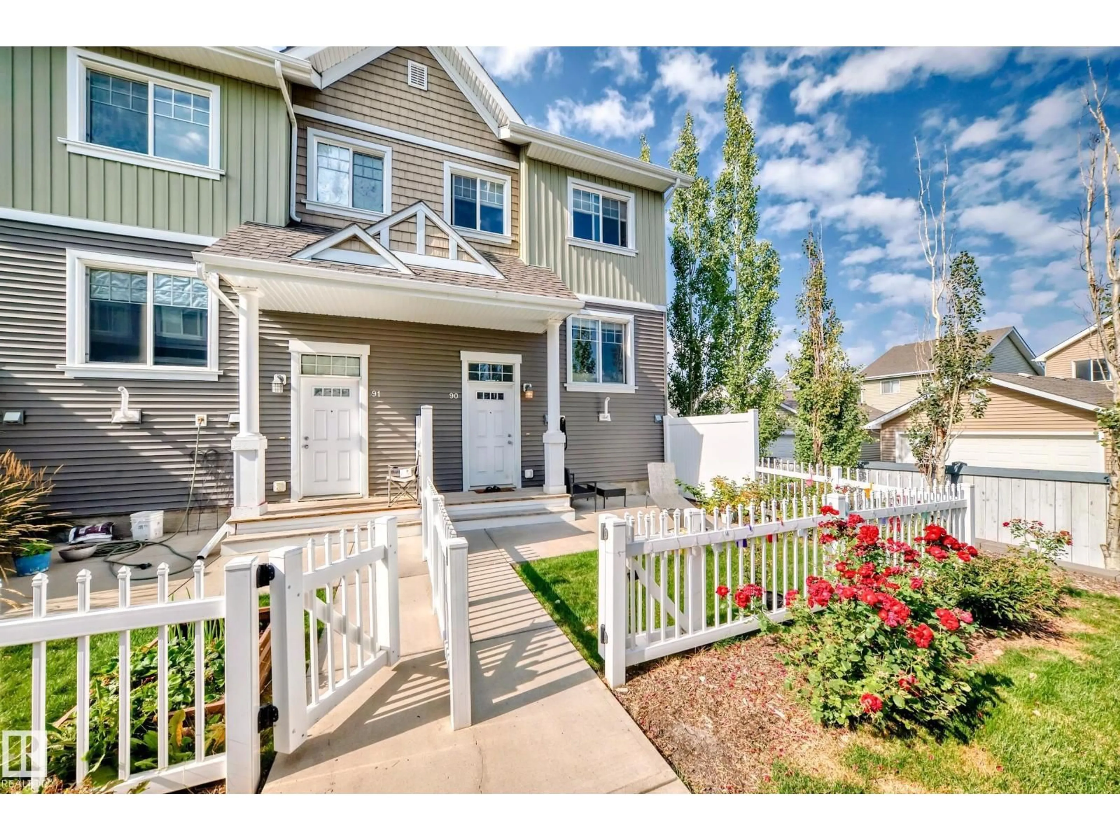Home with vinyl exterior material, street for 4050 - 90 SAVARYN DR, Edmonton Alberta T6X1R8