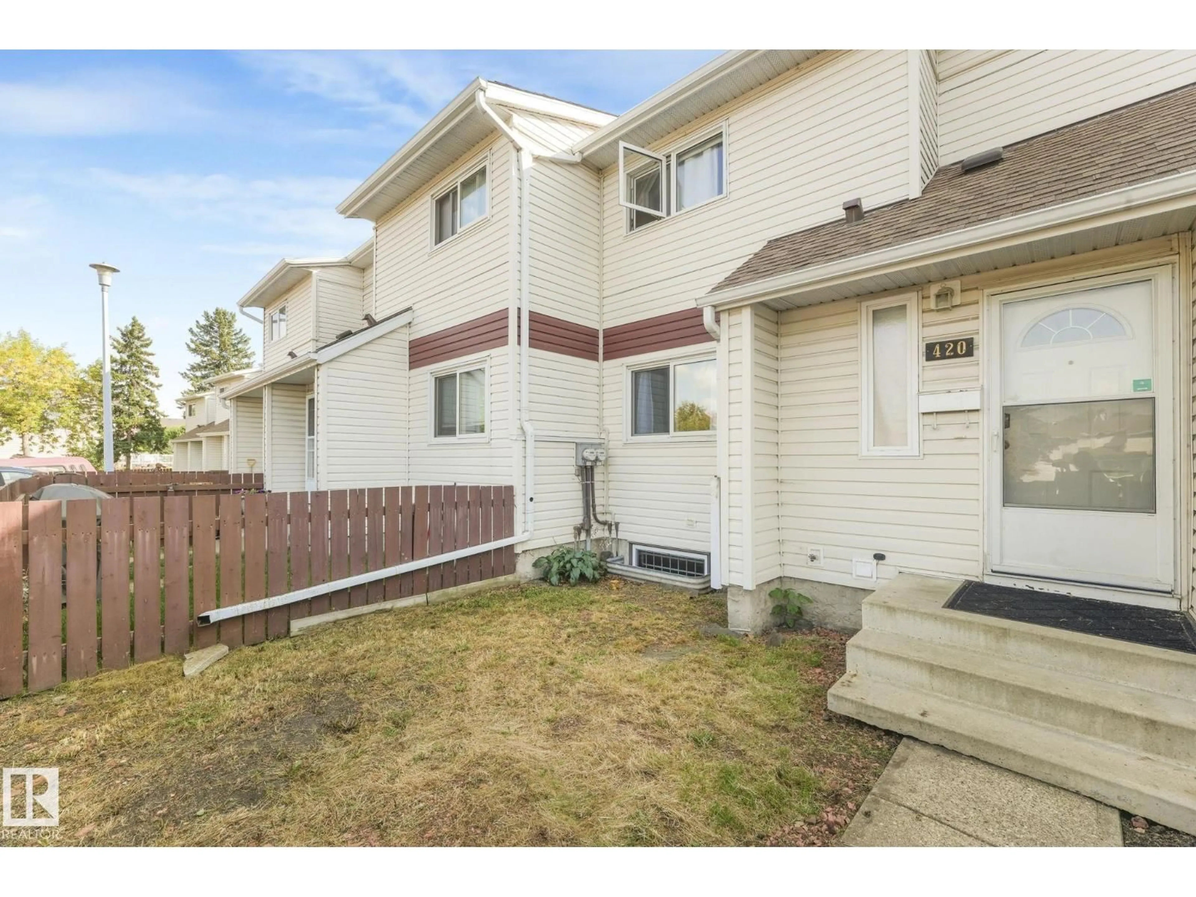 Unknown for 420 CLAREVIEW RD, Edmonton Alberta T5A4G6