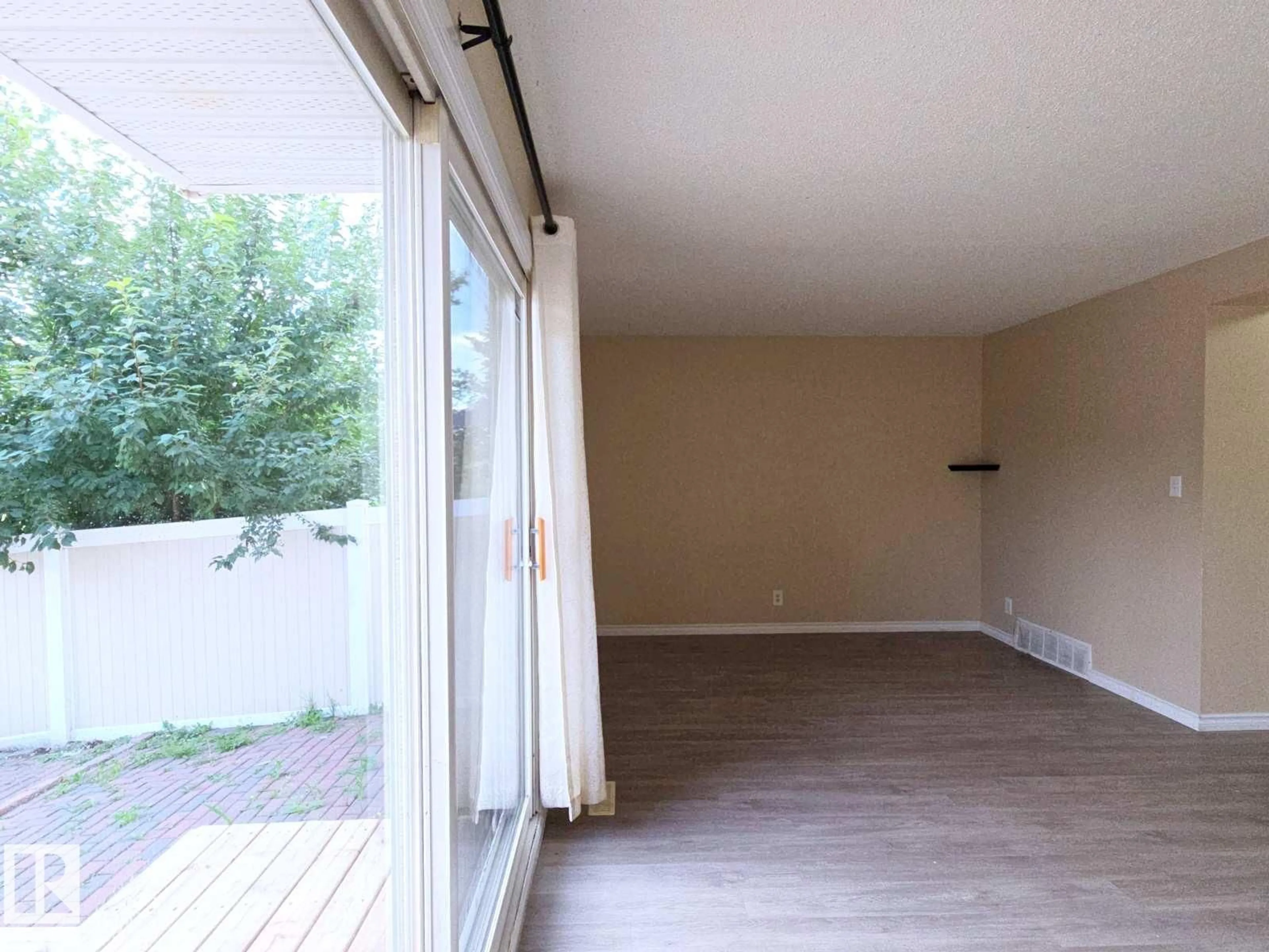 A pic of a room for NW - 14458 56 ST, Edmonton Alberta T5A3R1