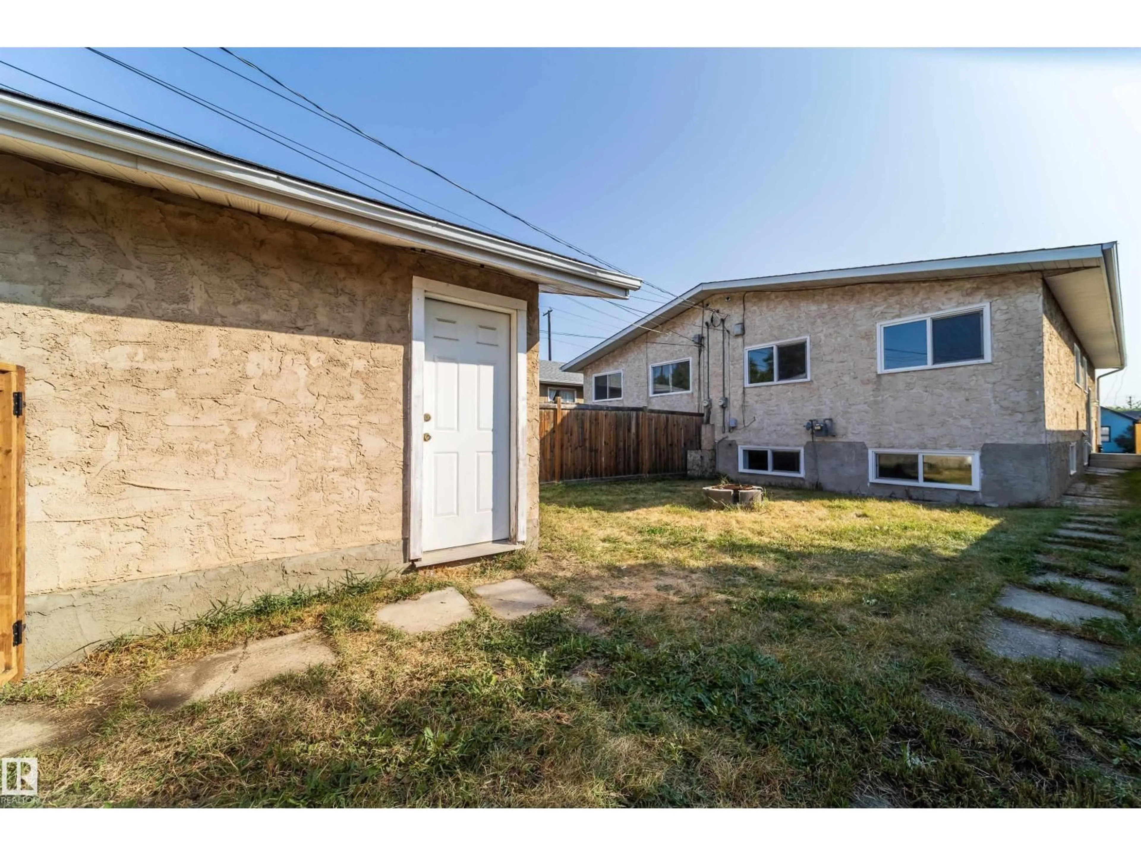Unknown for 12748/50 85 ST, Edmonton Alberta T5E2Y7