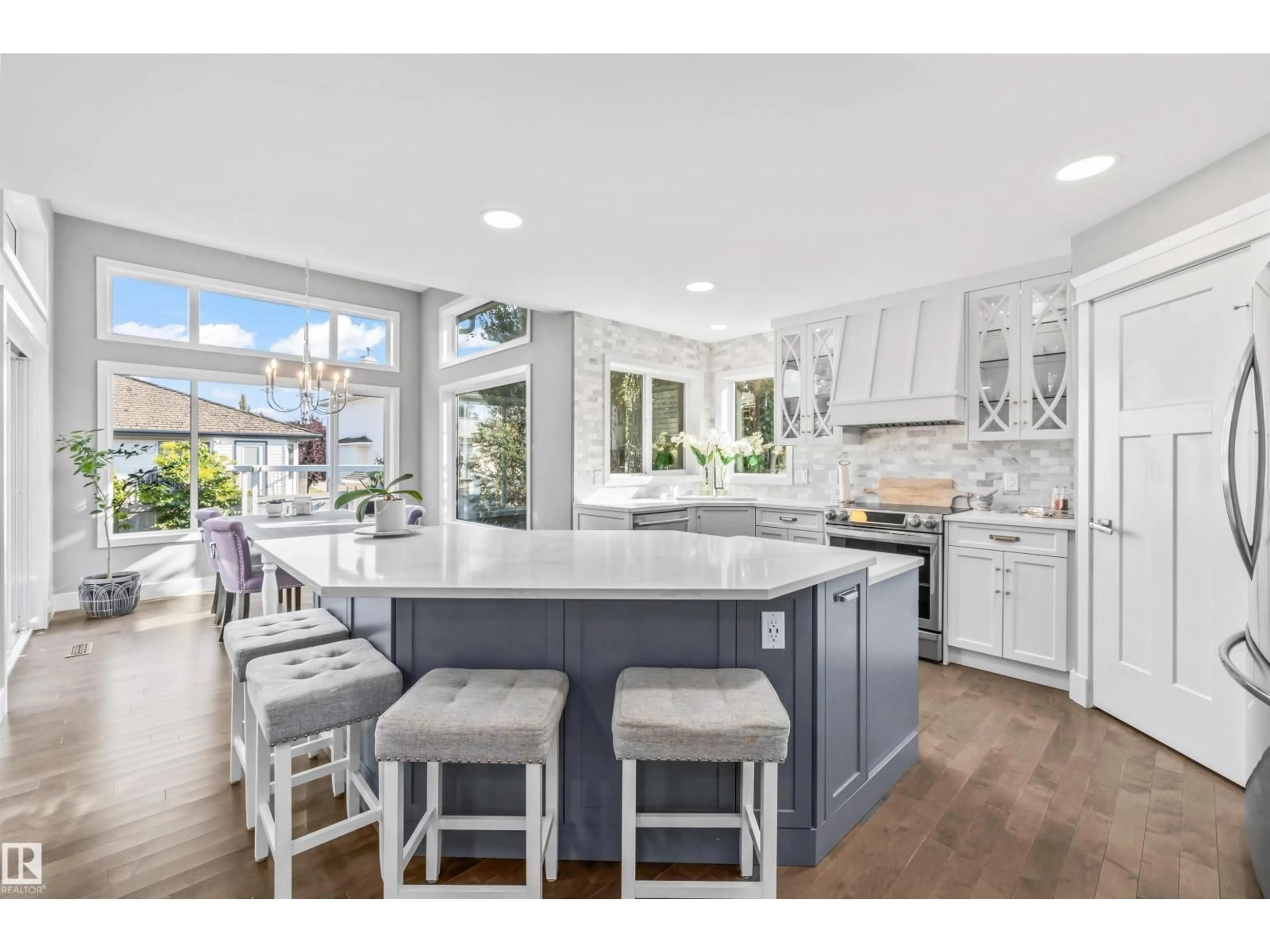 Open concept kitchen, ceramic/tile floor for 23 NEWCASTLE RD, Sherwood Park Alberta T8A6K8