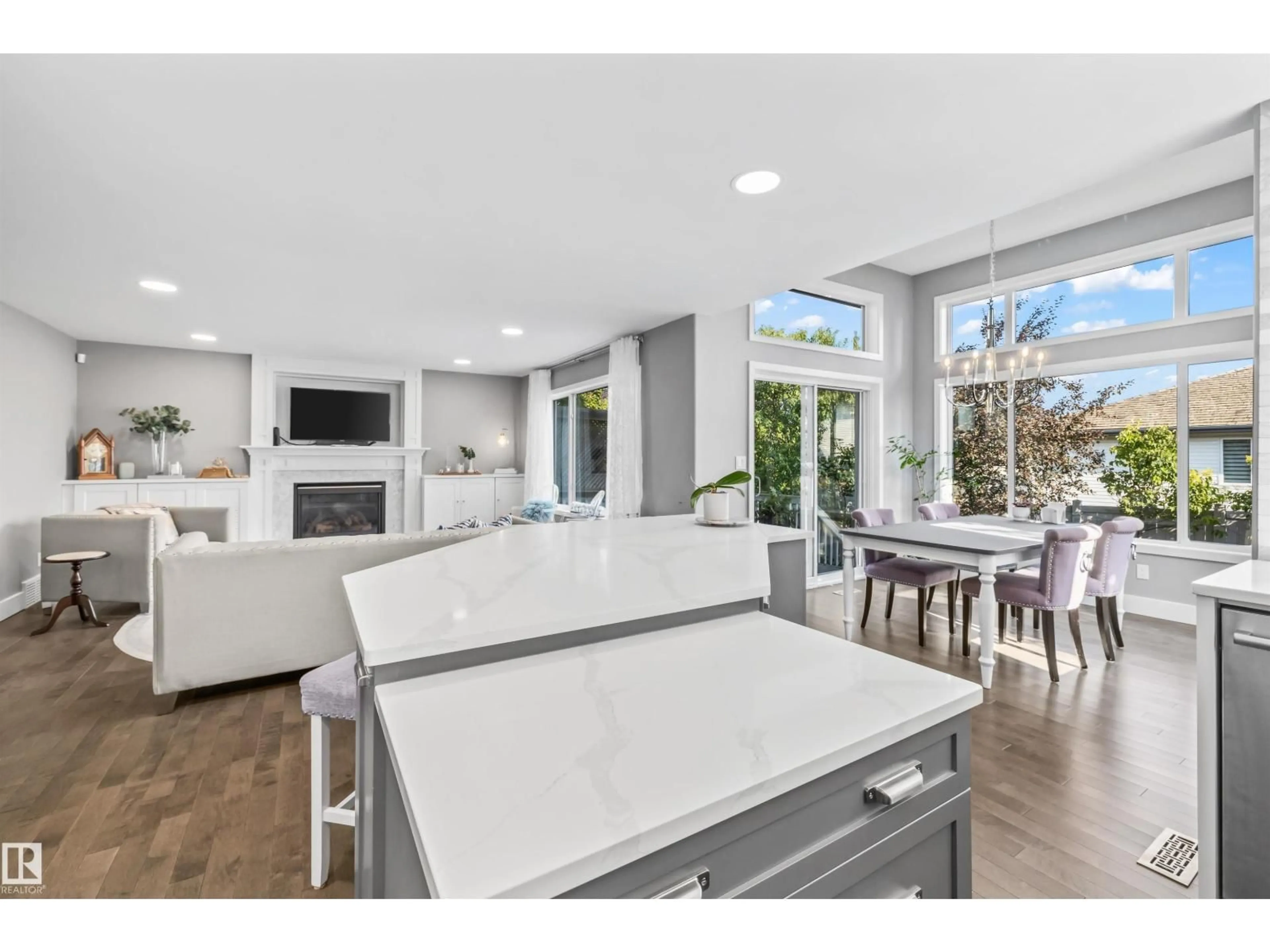 Open concept kitchen, ceramic/tile floor for 23 NEWCASTLE RD, Sherwood Park Alberta T8A6K8